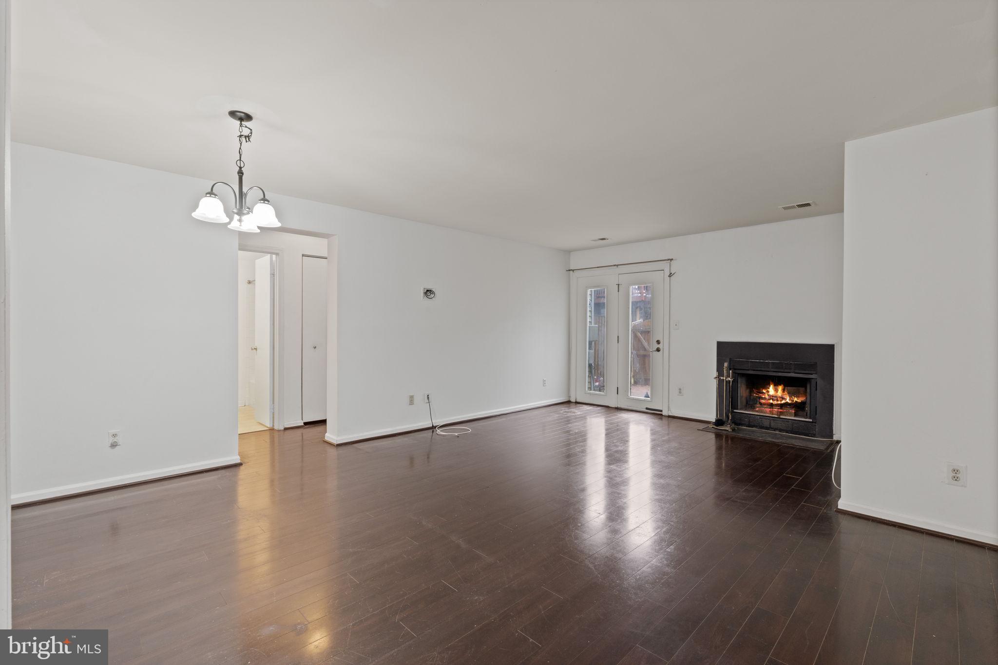 STOCKBRIDGE CONDO - Residential Lease