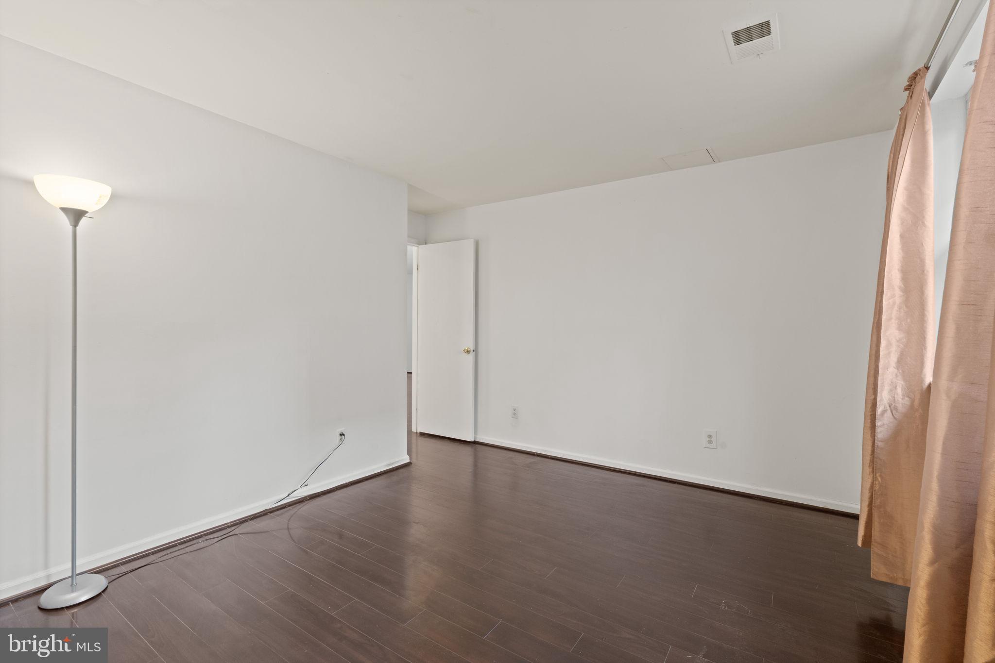 STOCKBRIDGE CONDO - Residential Lease