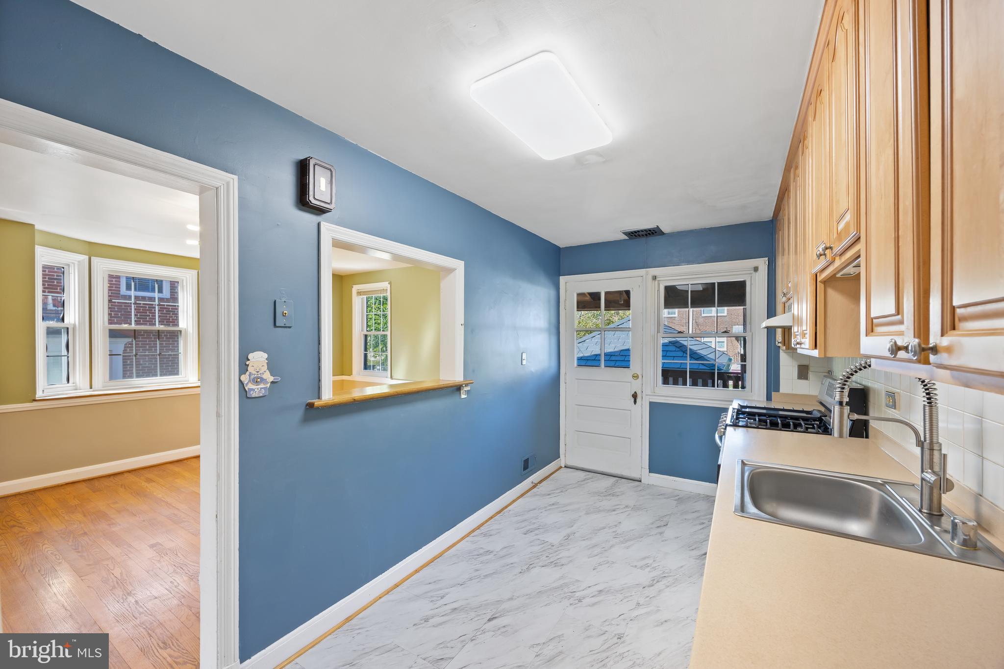 ACADEMY HEIGHTS - Residential