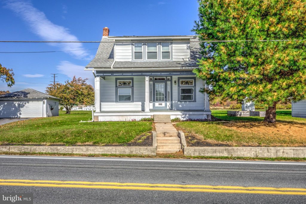 Photo of 1113 W Swartzville Road, Reinholds, PA 17569 (MLS # PALA2048540)