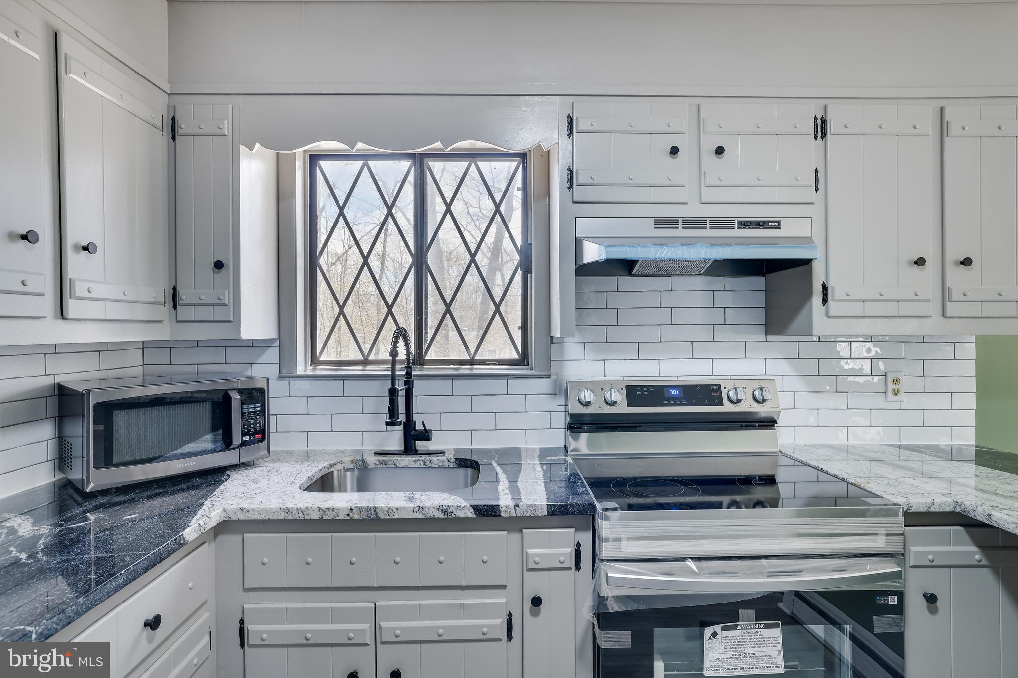 BIRCHES WEST - Residential