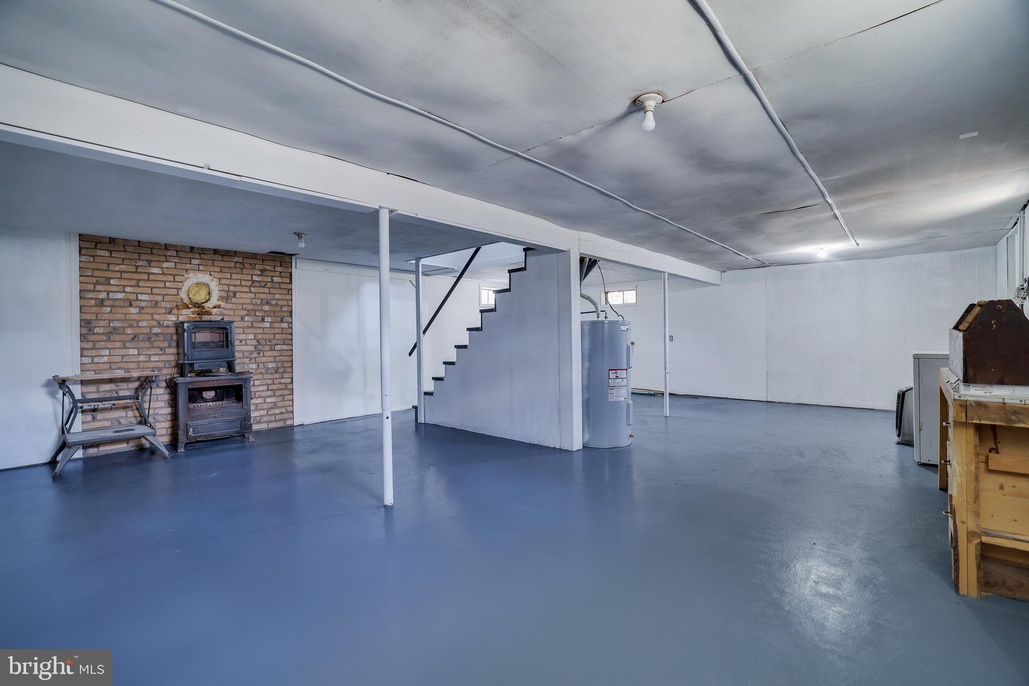 BIRCHES WEST - Residential