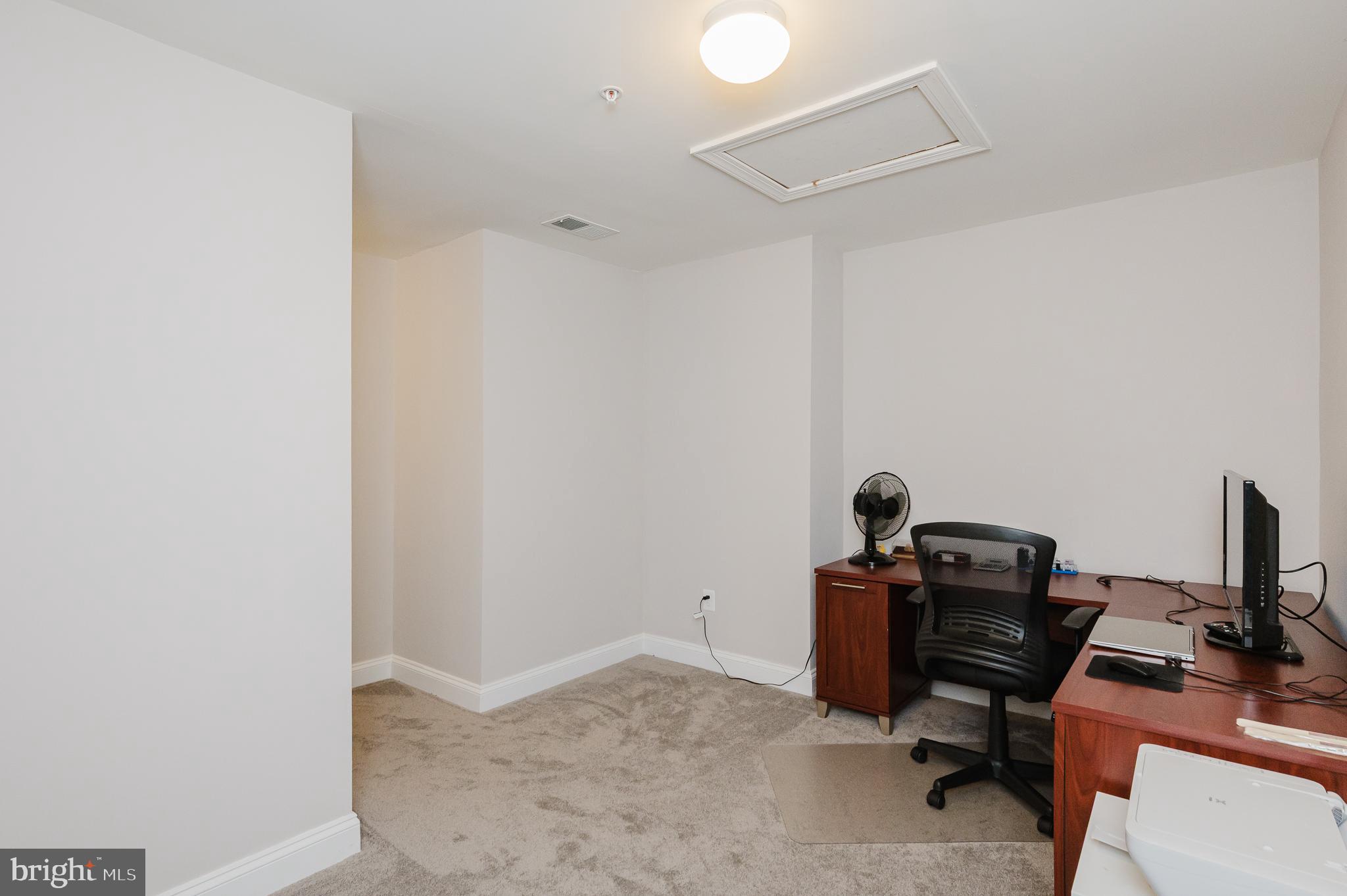 FALLSTON COMMONS - Residential