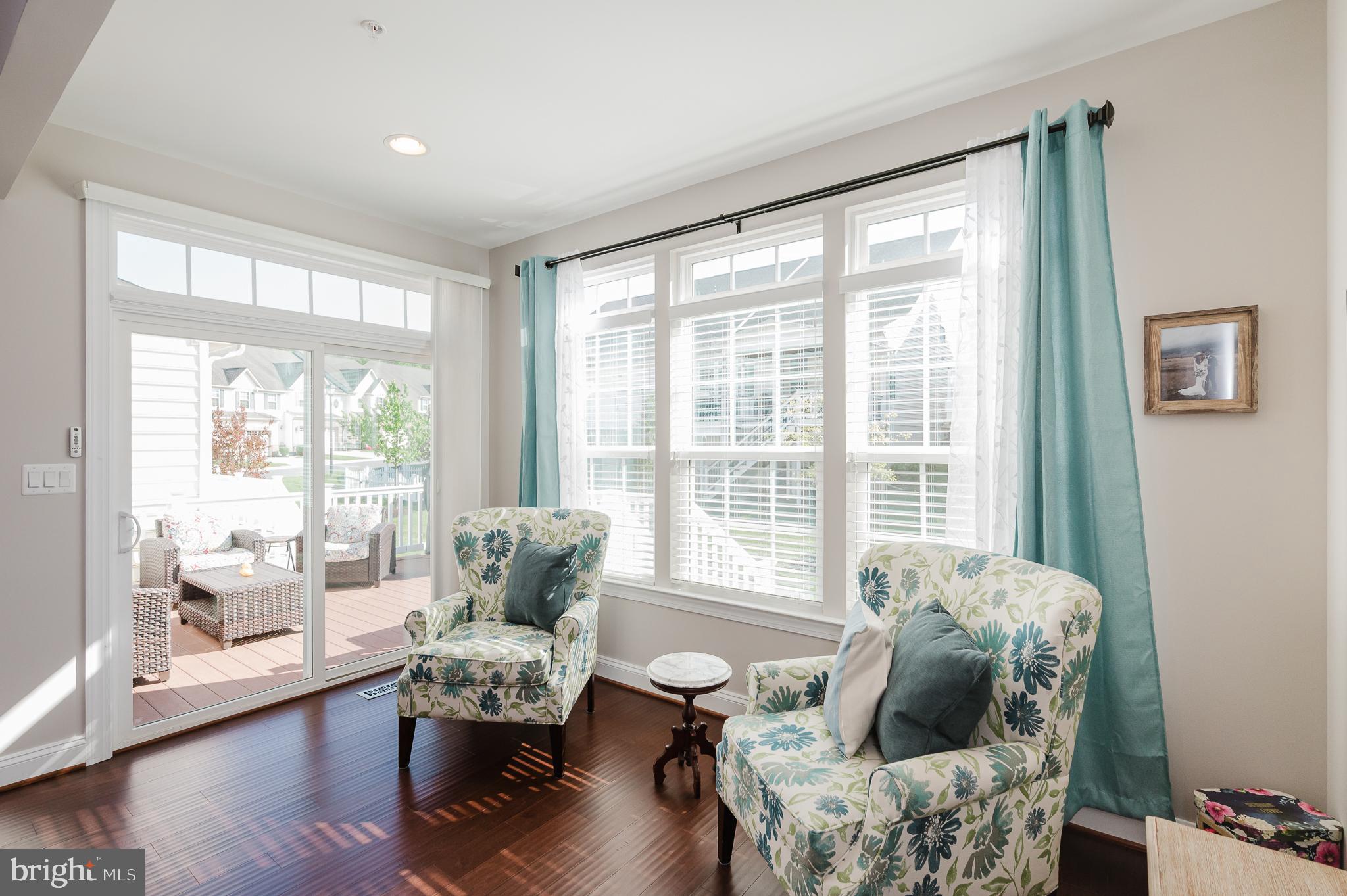 FALLSTON COMMONS - Residential