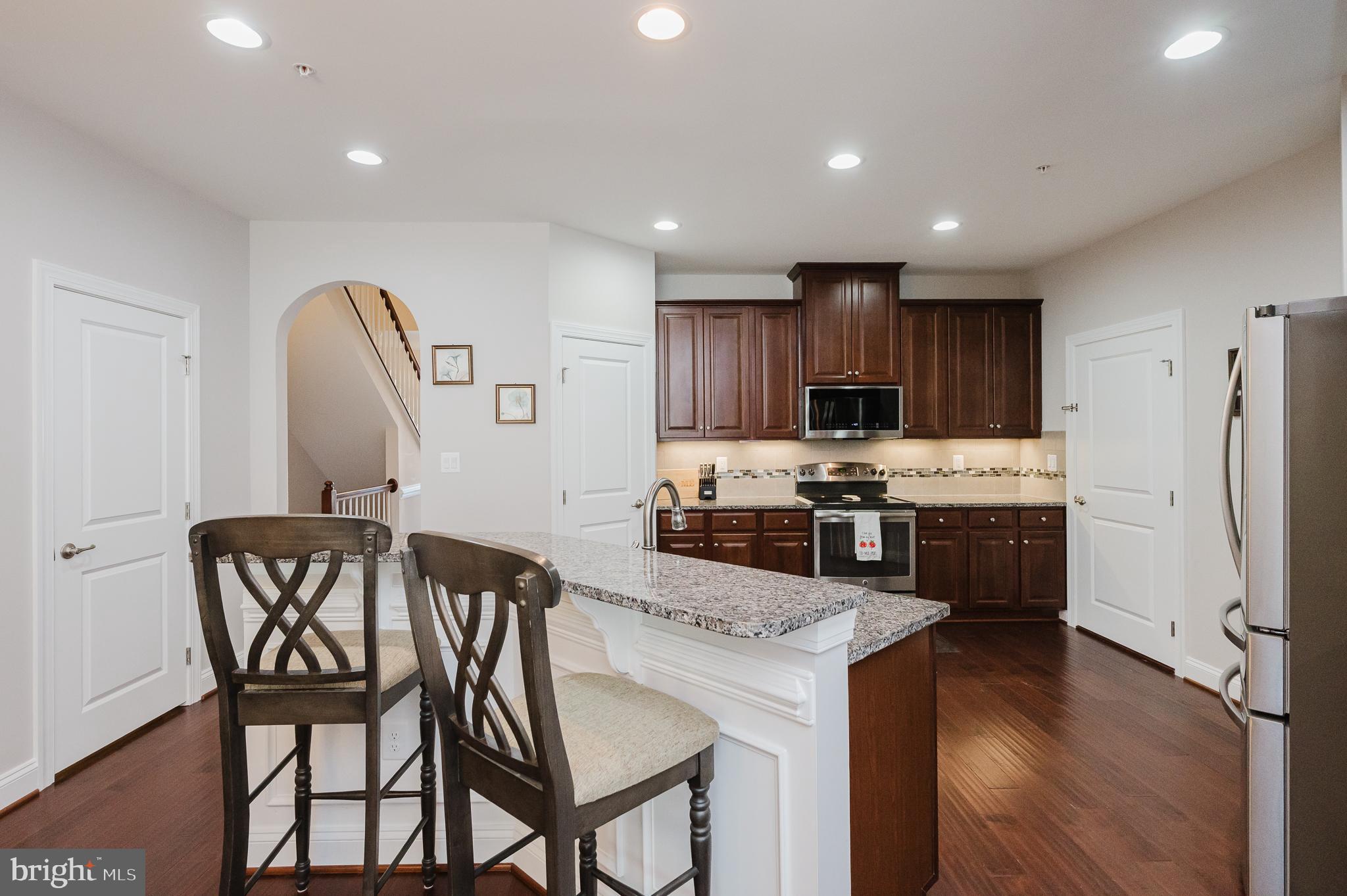 FALLSTON COMMONS - Residential