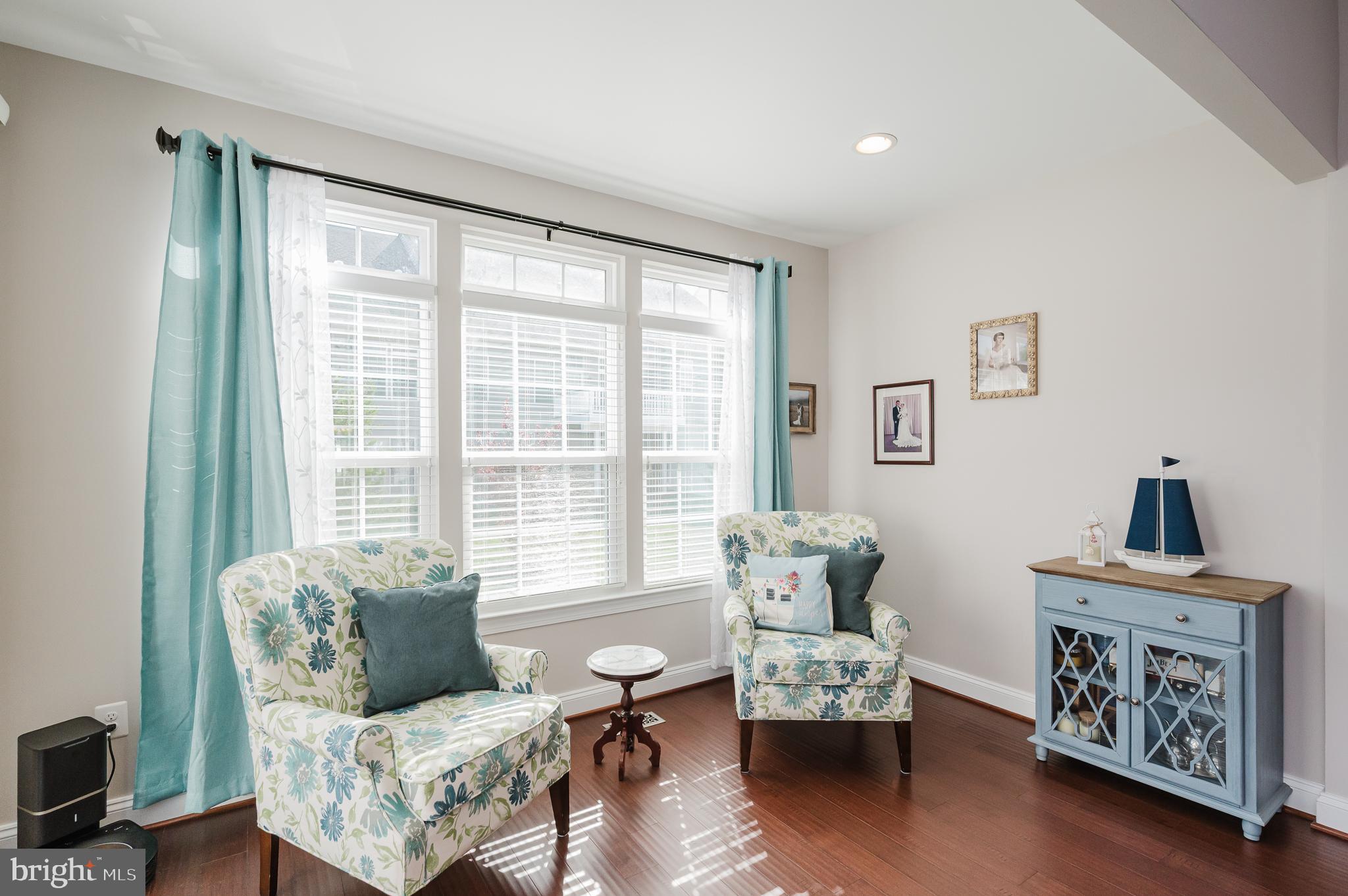 FALLSTON COMMONS - Residential