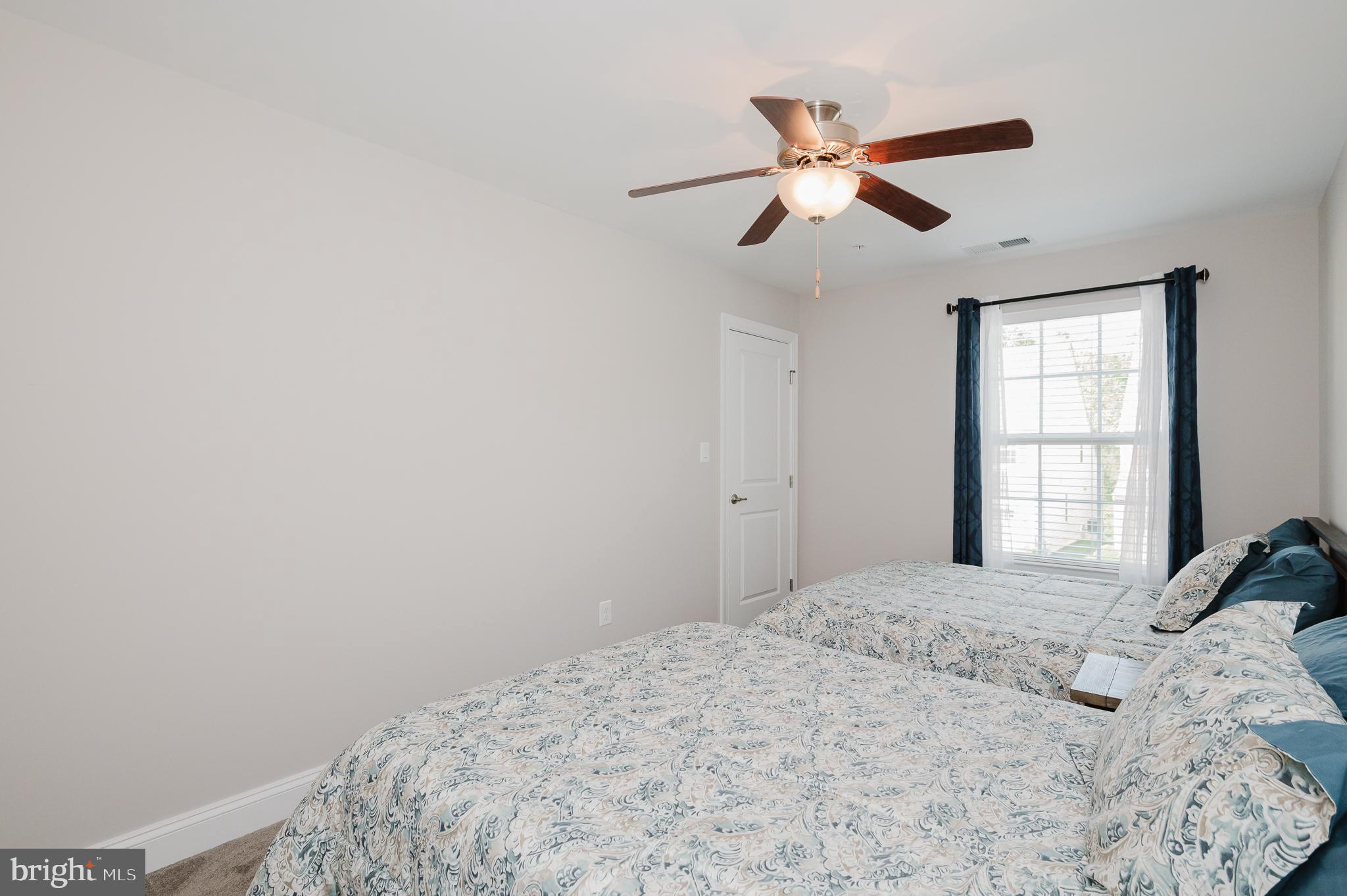 FALLSTON COMMONS - Residential
