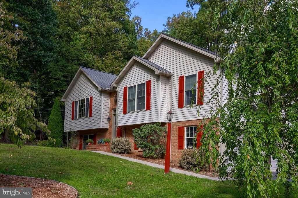 Photo of 1475 Turnpike Rd, ELIZABETHTOWN, PA 17022 (MLS # PALA2096652)