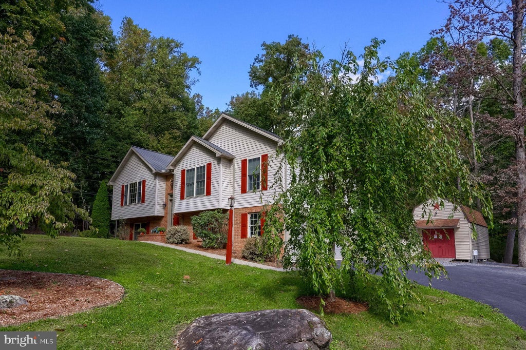 Photo of 1475 Turnpike Rd, ELIZABETHTOWN, PA 17022 (MLS # PALA2096652)