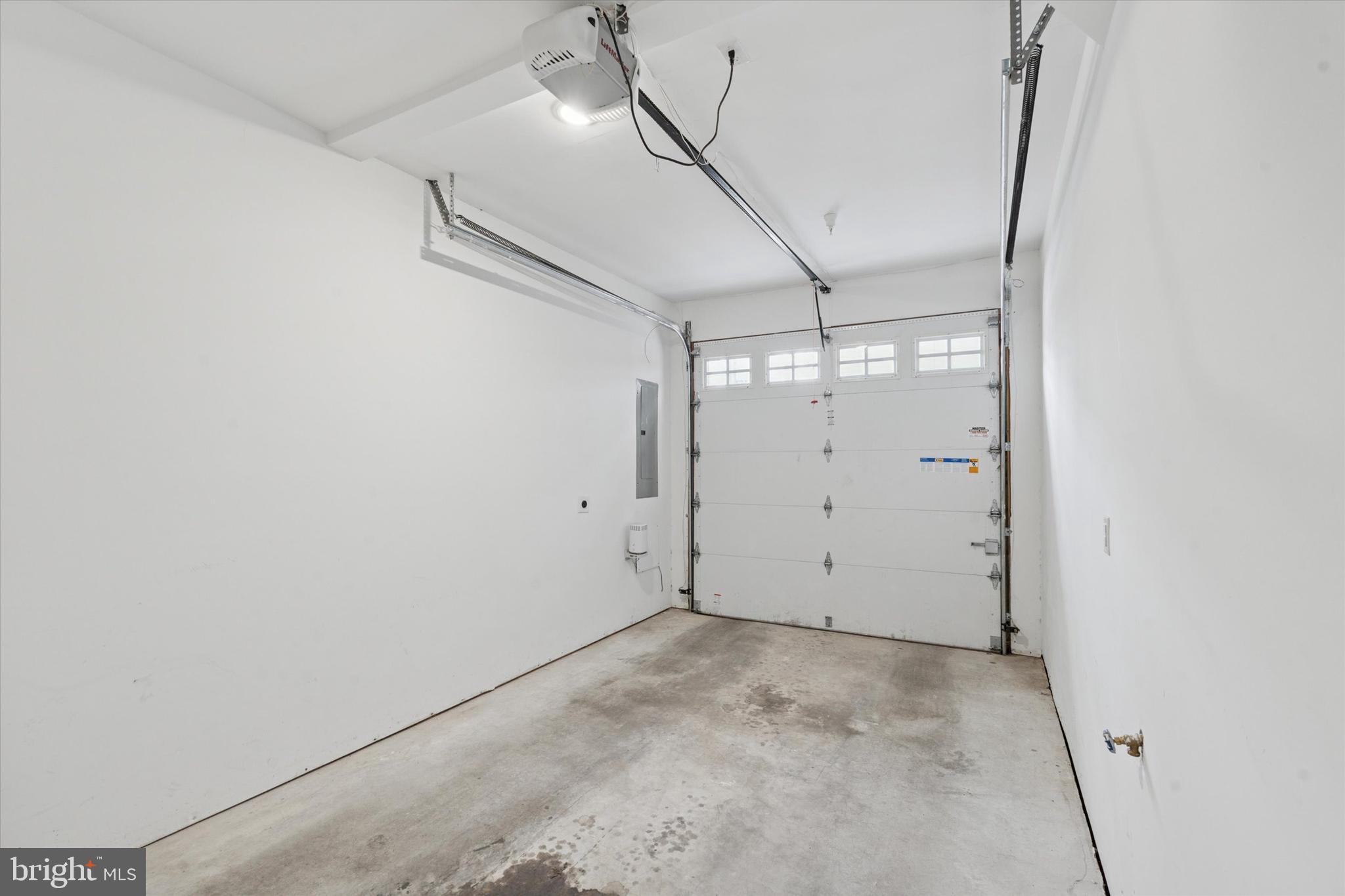 PHILADELPHIA (NORTH) - Residential