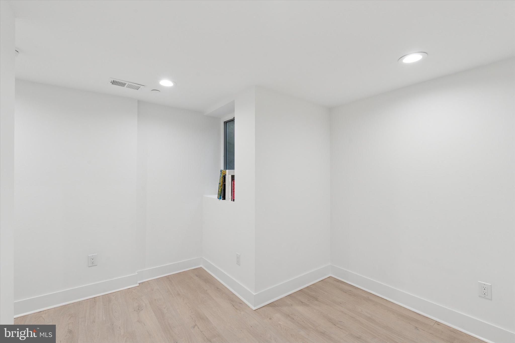 PHILADELPHIA (NORTH) - Residential