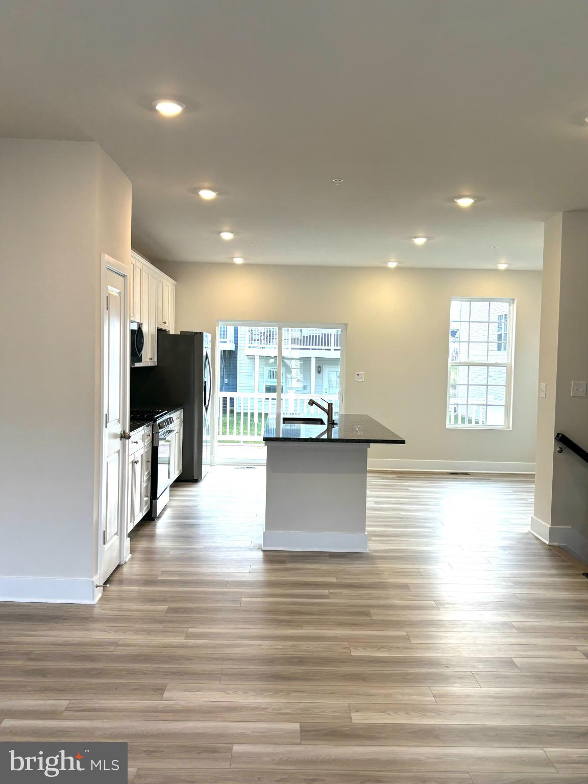 WINSTEN ESTATES - Residential Lease