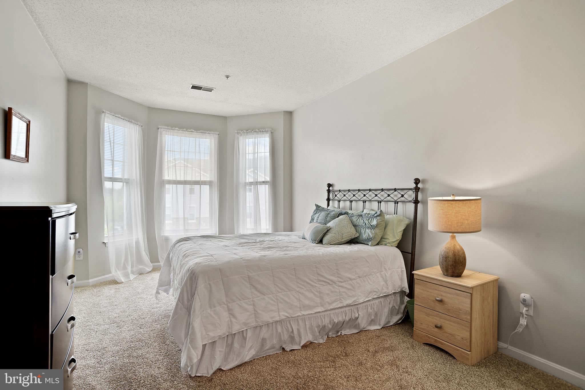 DEVON COURT - Residential