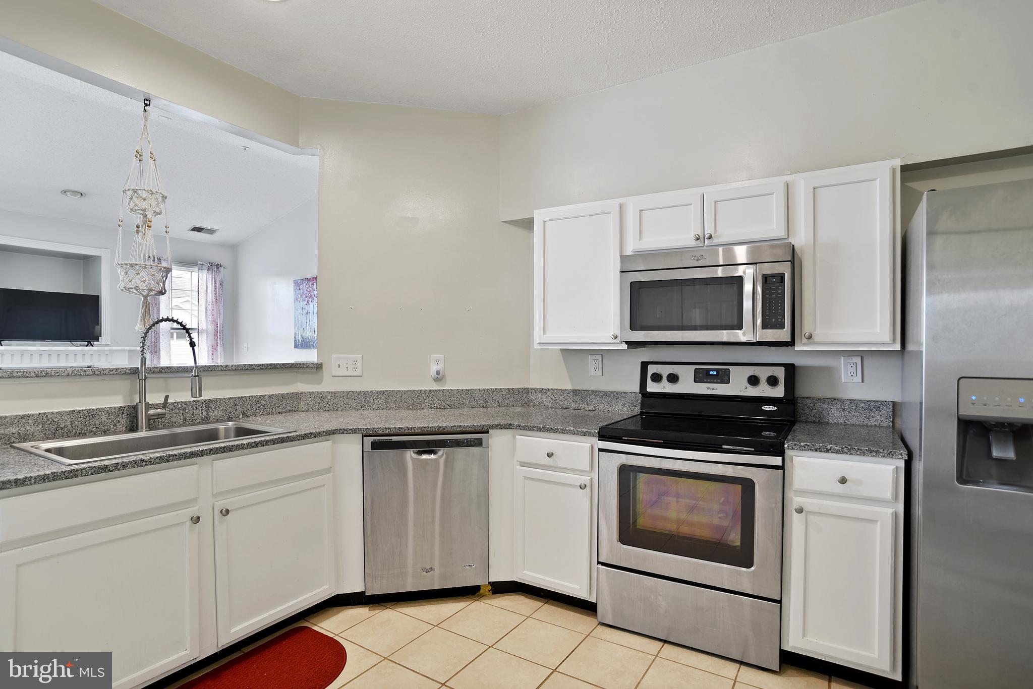 DEVON COURT - Residential