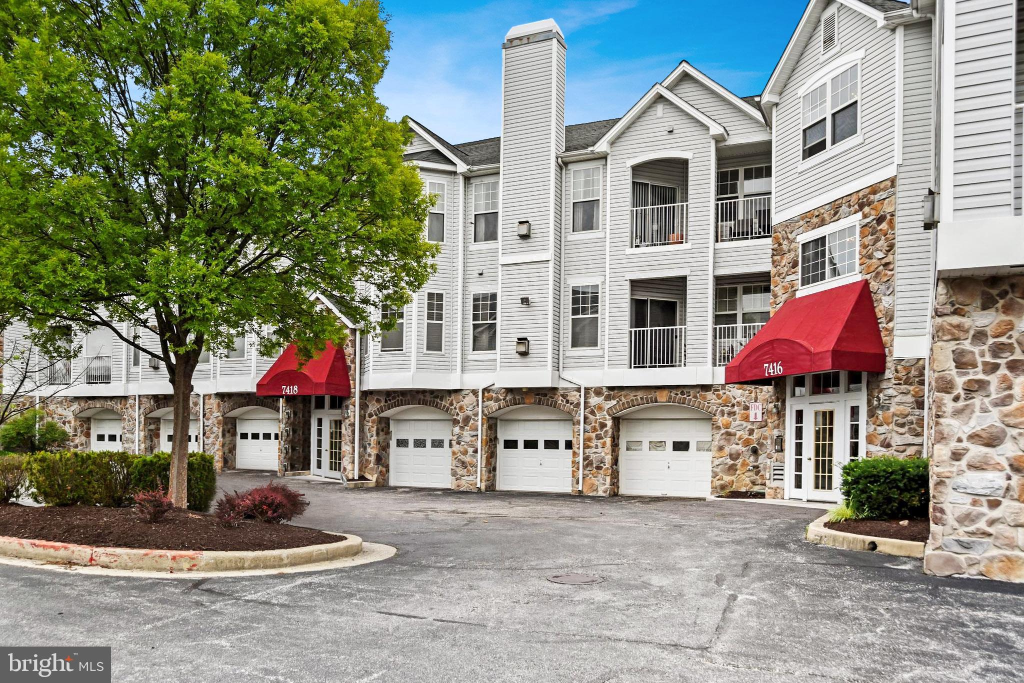 DEVON COURT - Residential