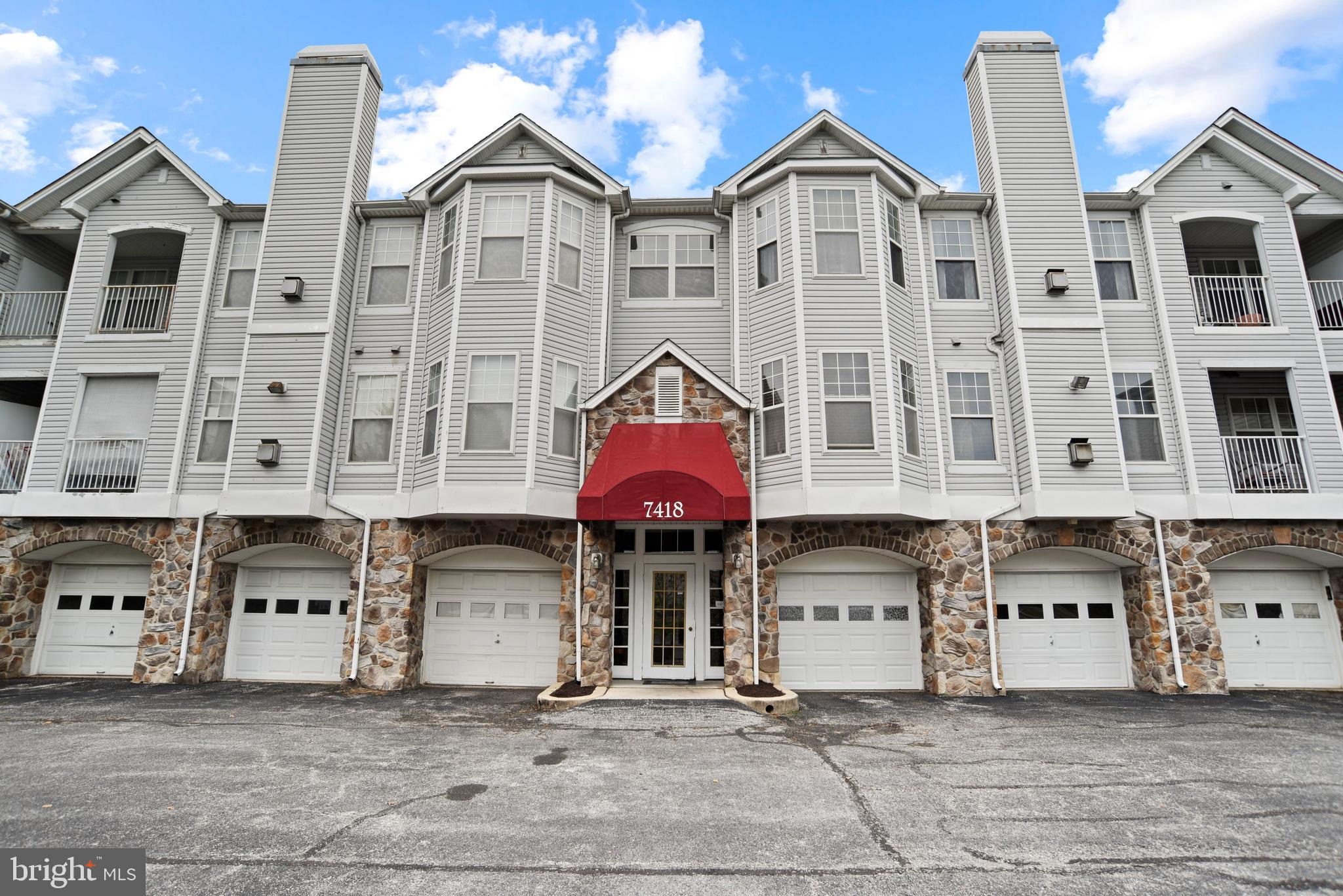 DEVON COURT - Residential