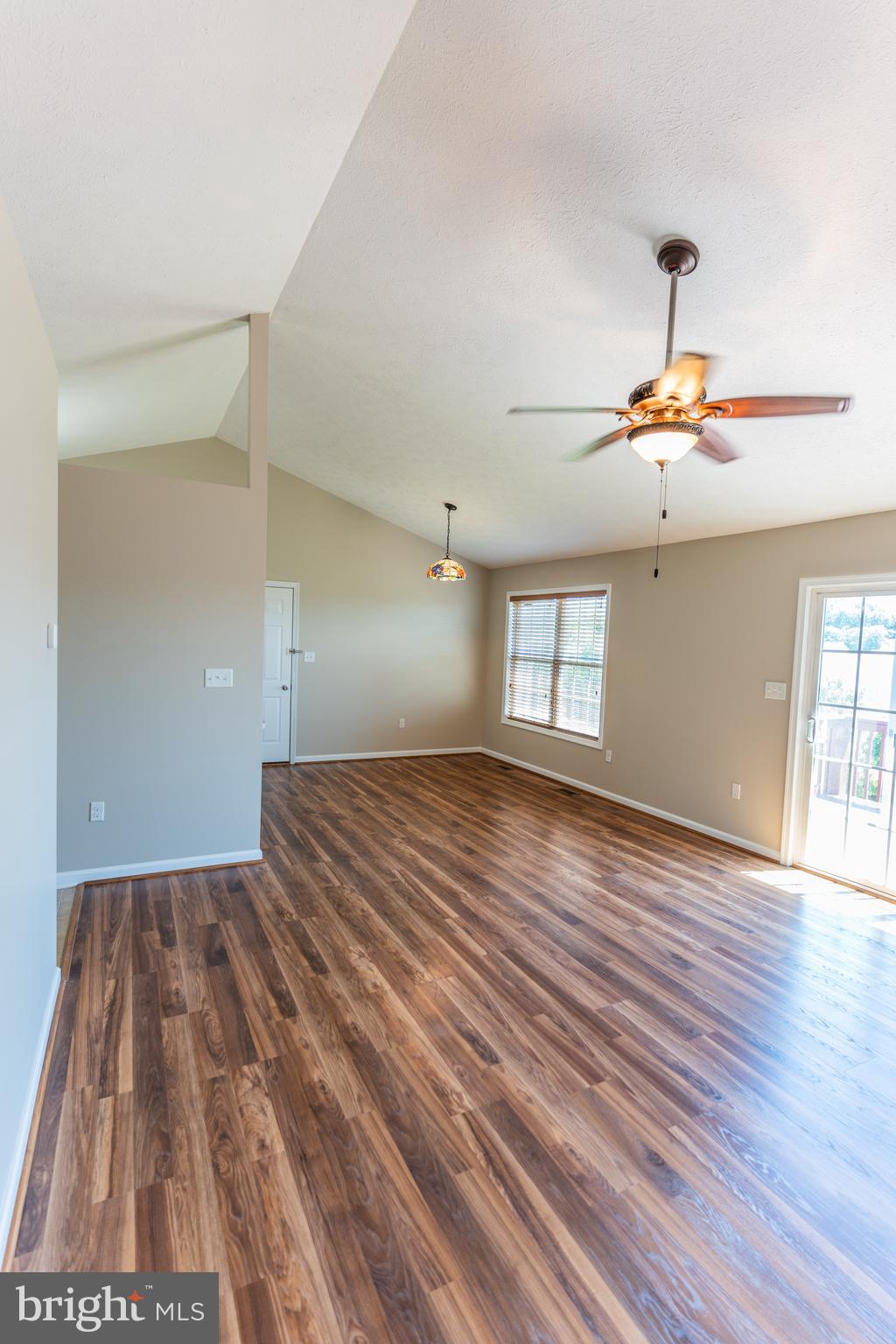 PEBBLE RIDGE - Residential