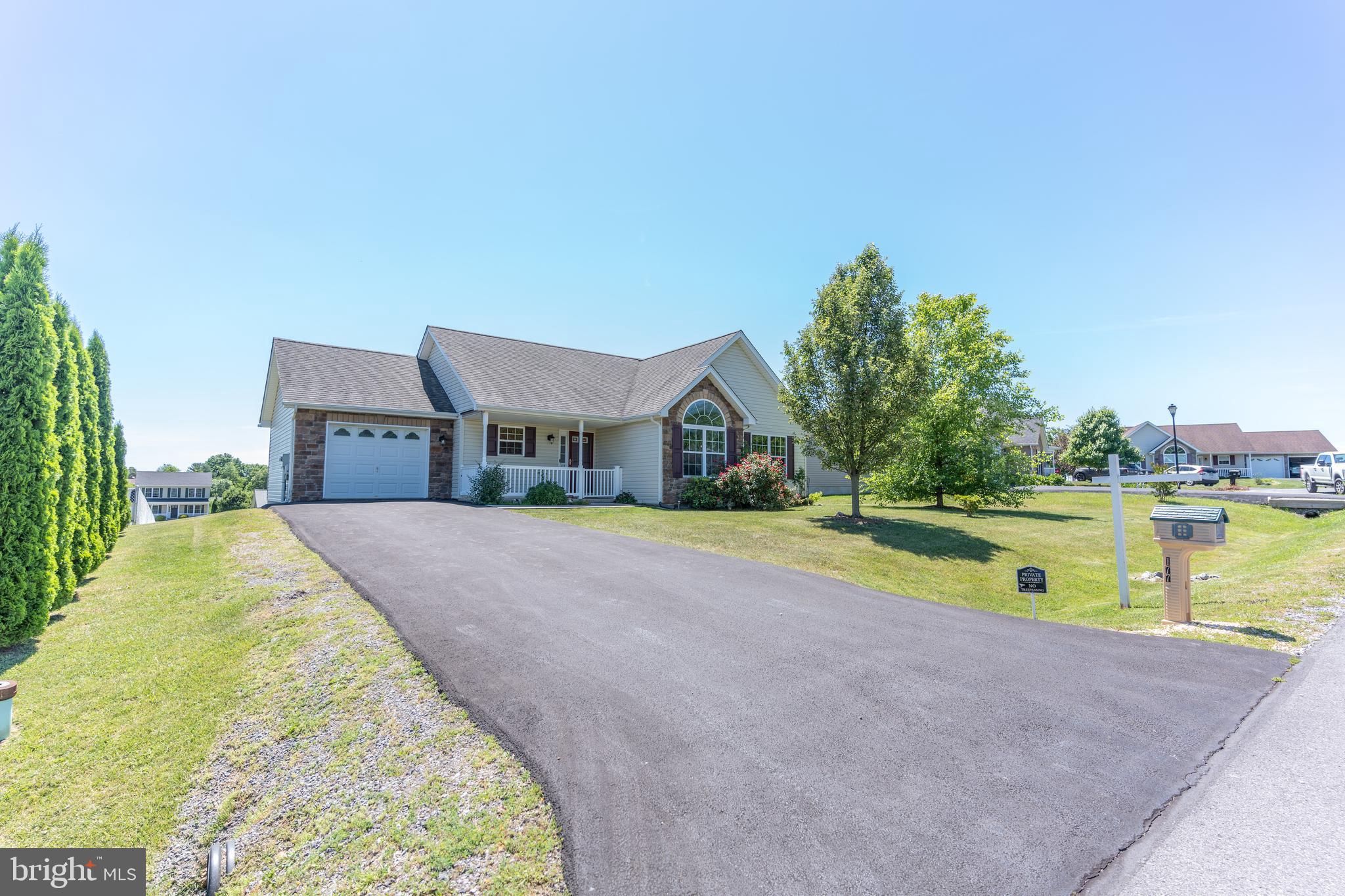PEBBLE RIDGE - Residential