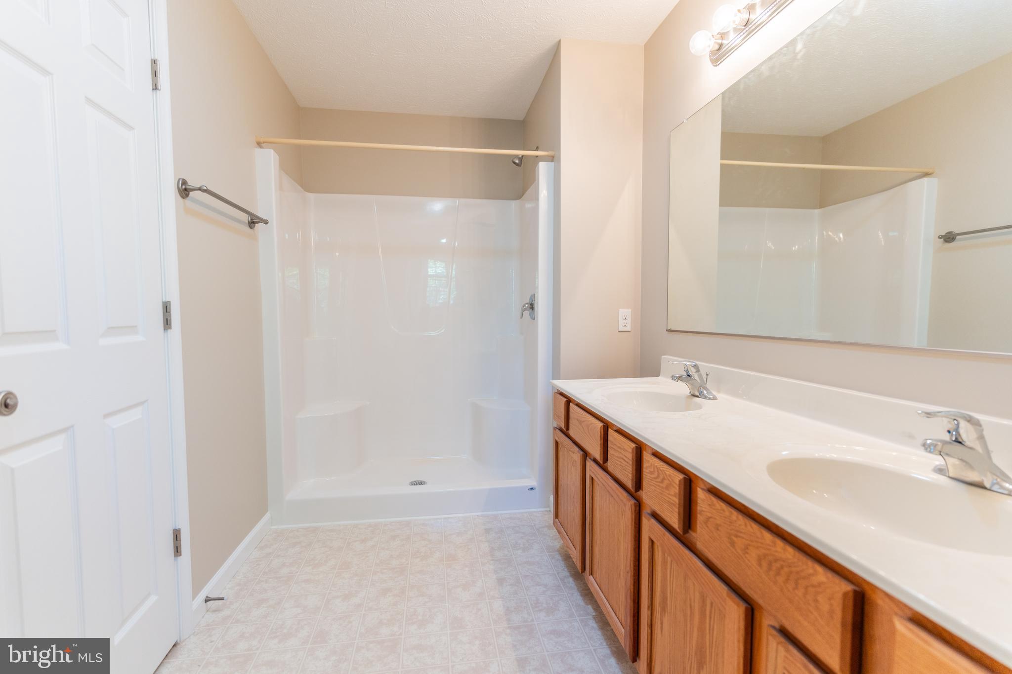 PEBBLE RIDGE - Residential