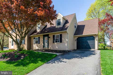 Townhouse For Sale - 450 Daisy Lane<br/> LANCASTER, PA 17602