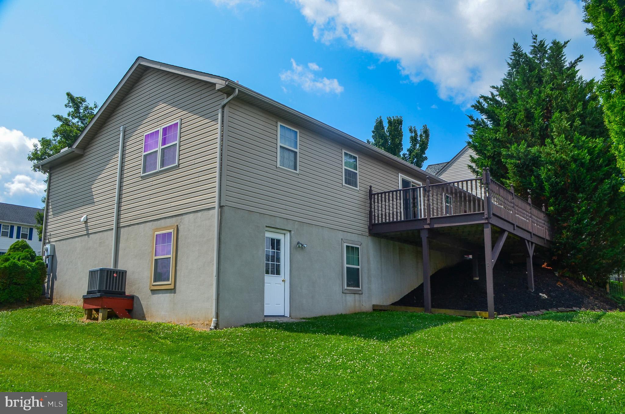 85 CHATHAM LANE