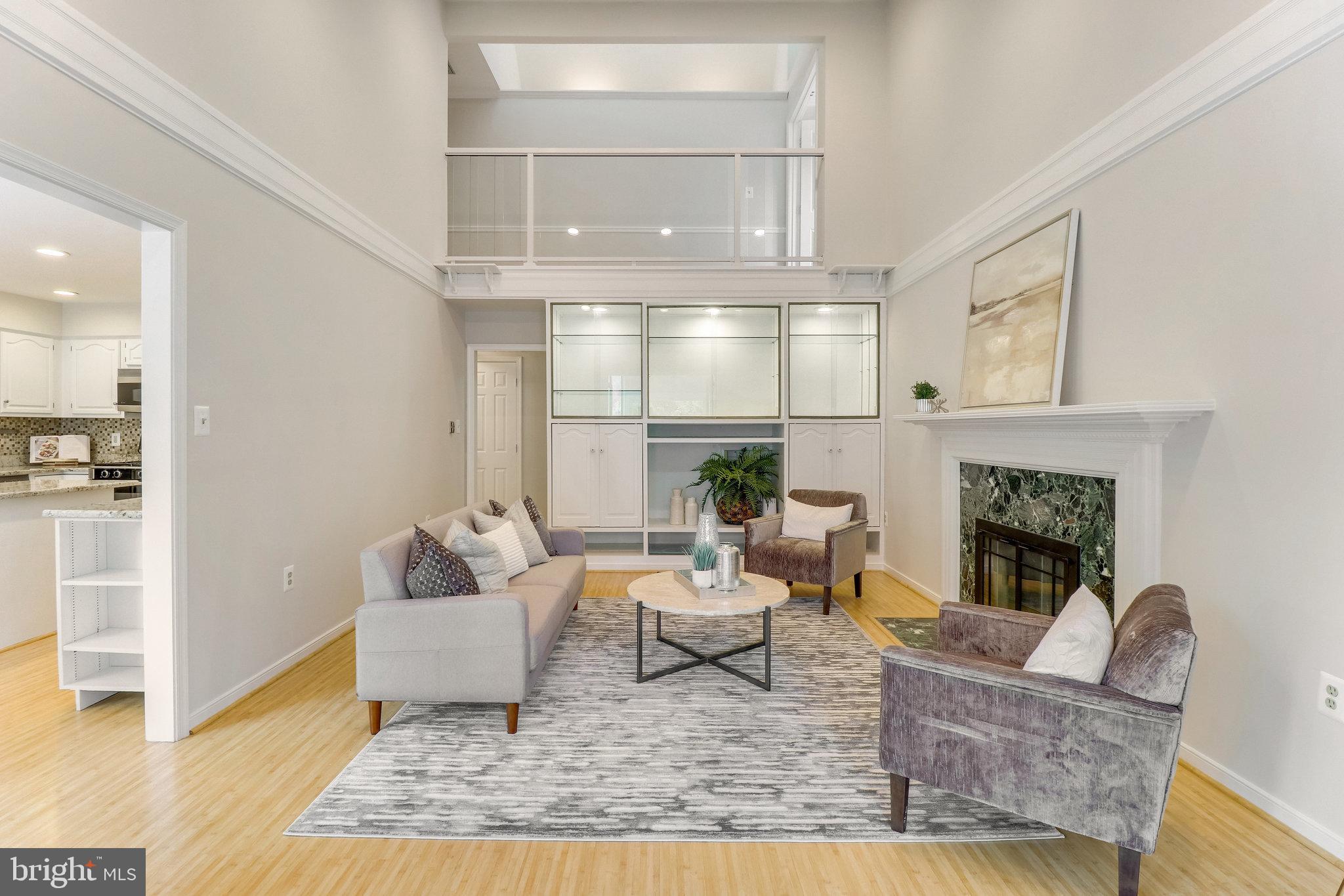 EMBASSY COURT - Residential