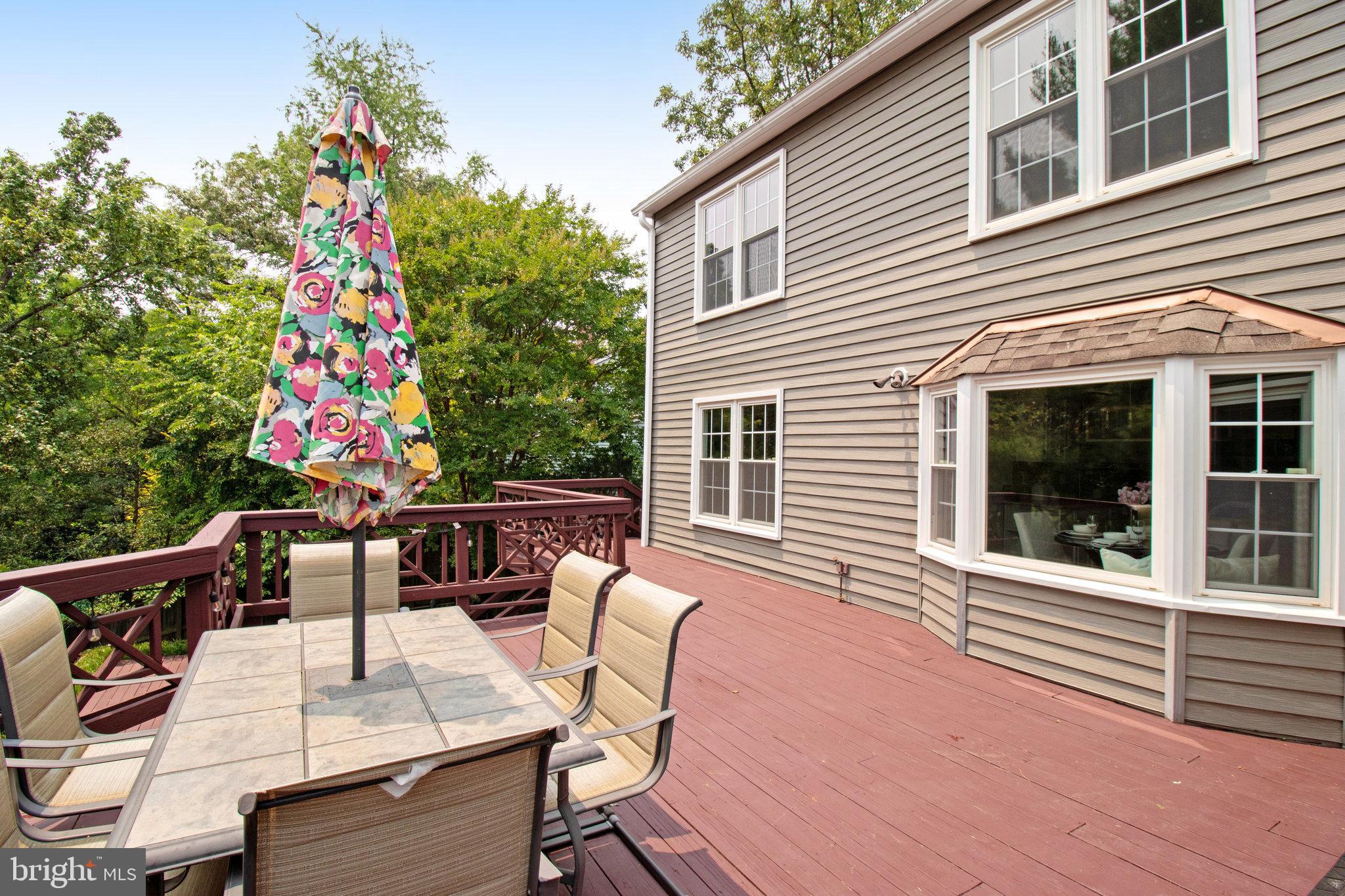 EMBASSY COURT - Residential