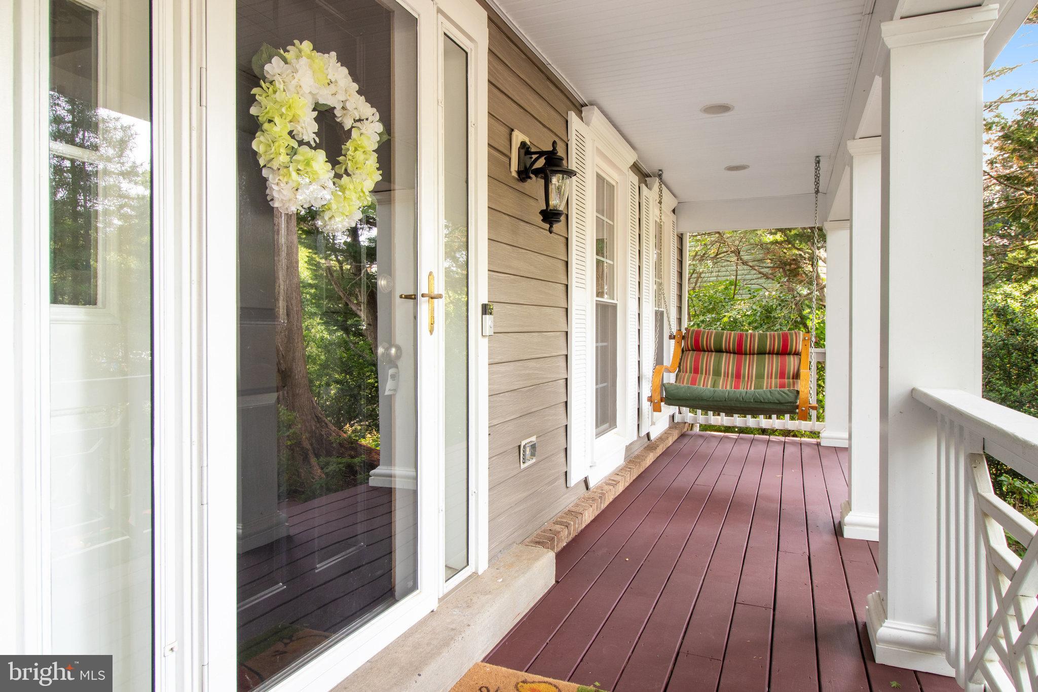 EMBASSY COURT - Residential