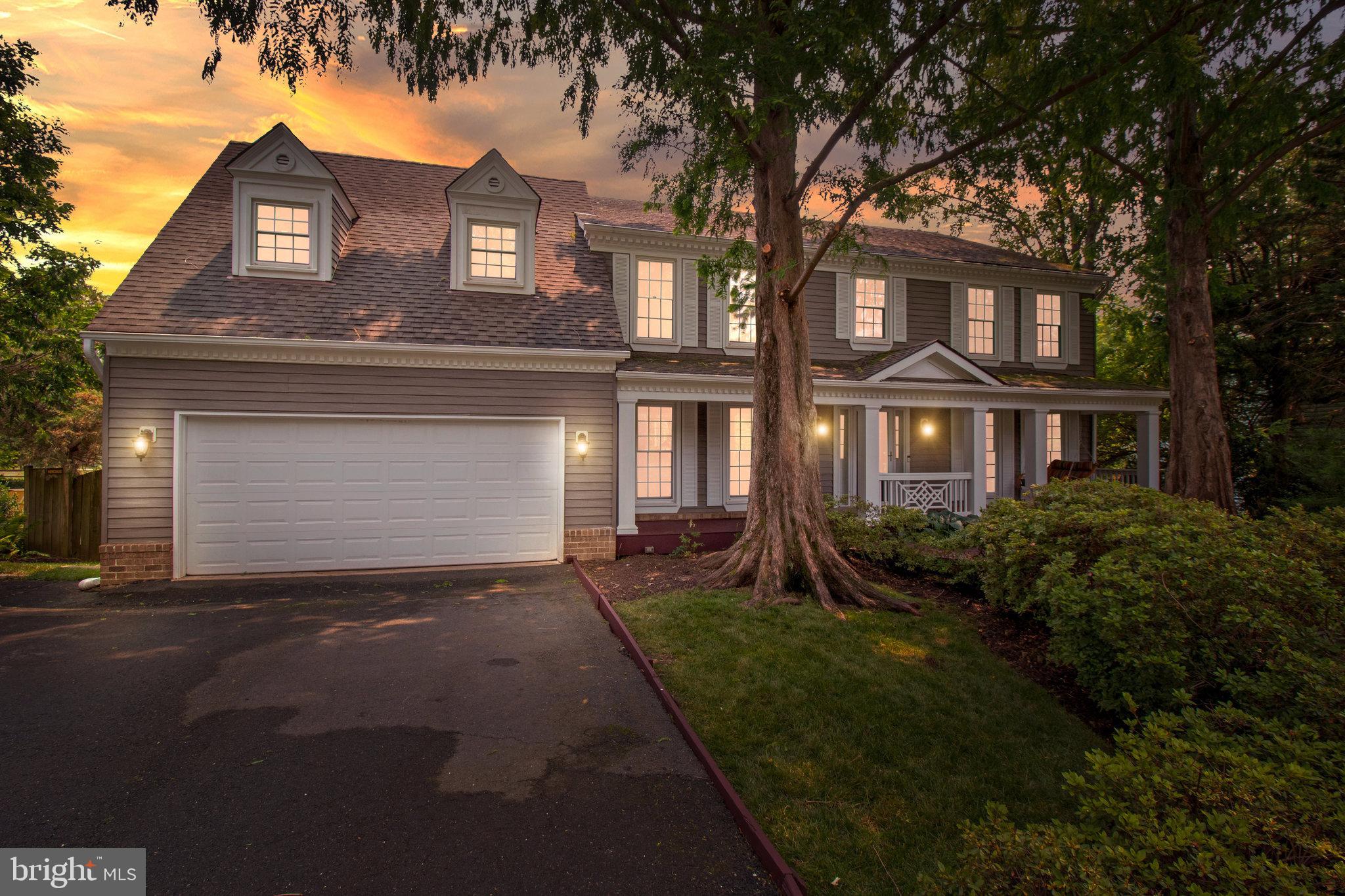 EMBASSY COURT - Residential