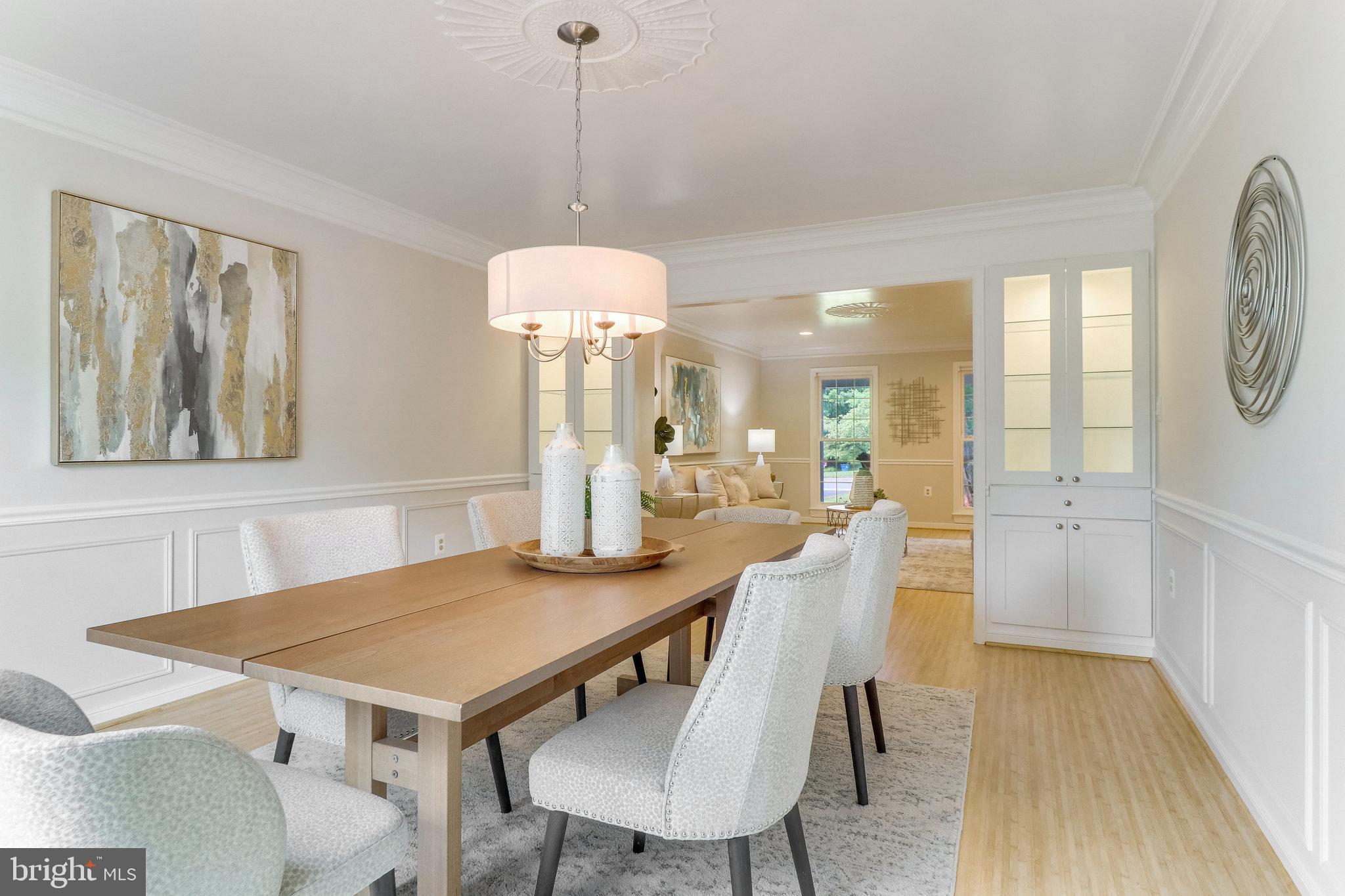 EMBASSY COURT - Residential