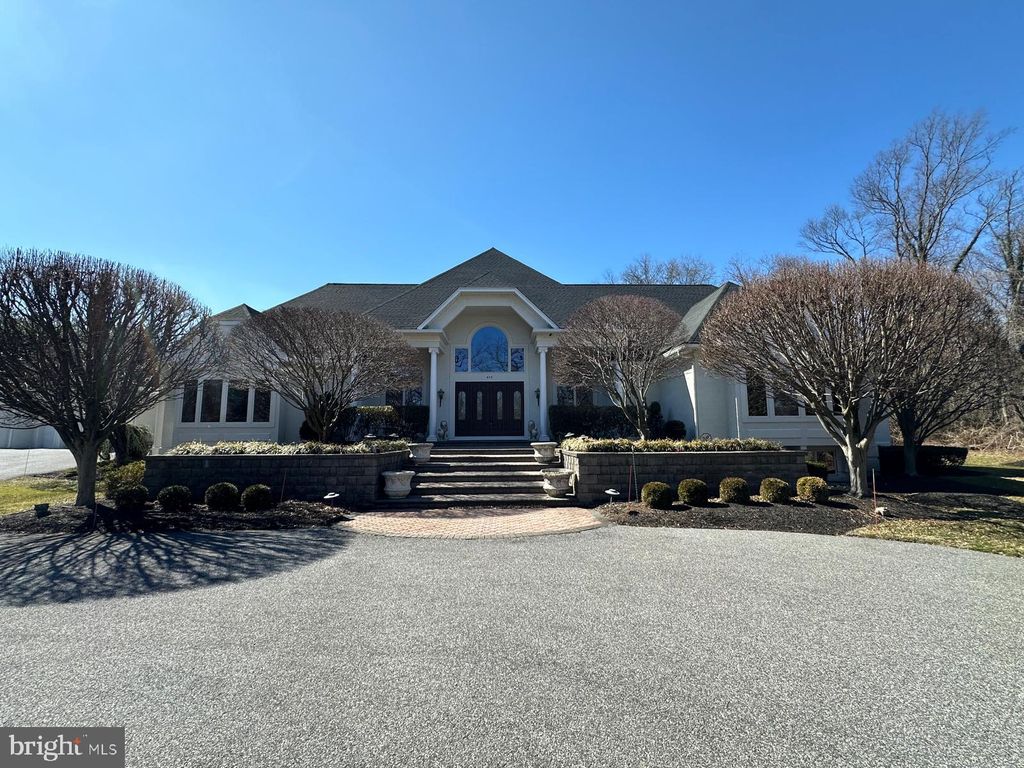 listing image 82