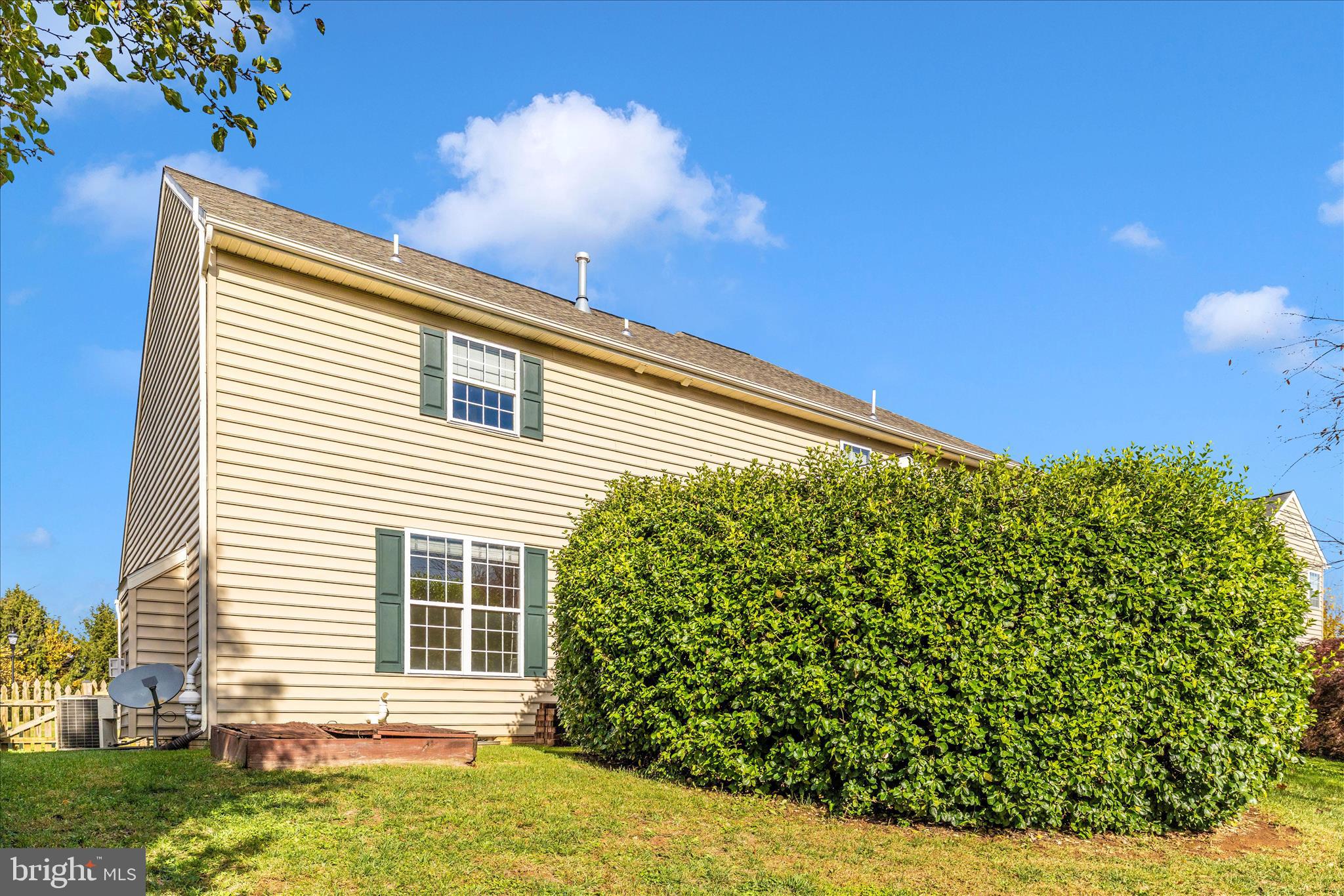 CLOVER RIDGE - Residential