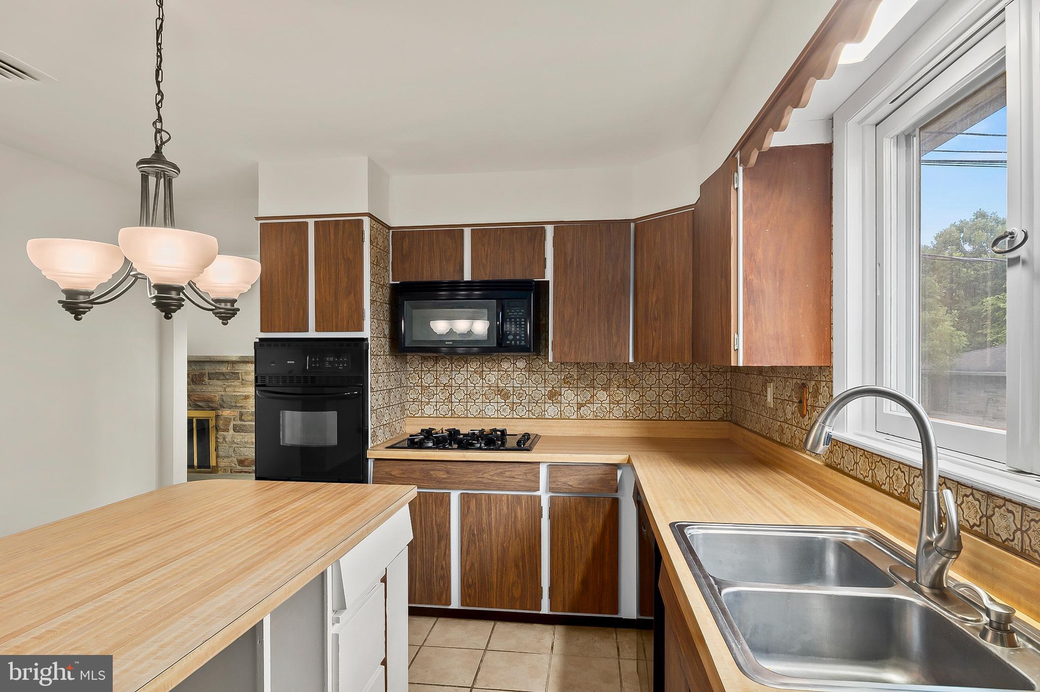 NORMANDY HEIGHTS - Residential