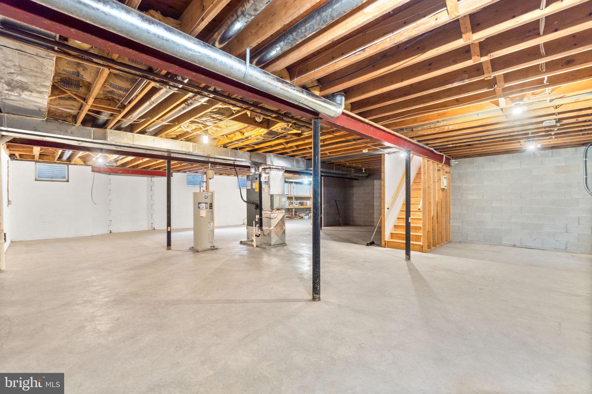 WOODSTOCK RIDGE ESTATES - Residential