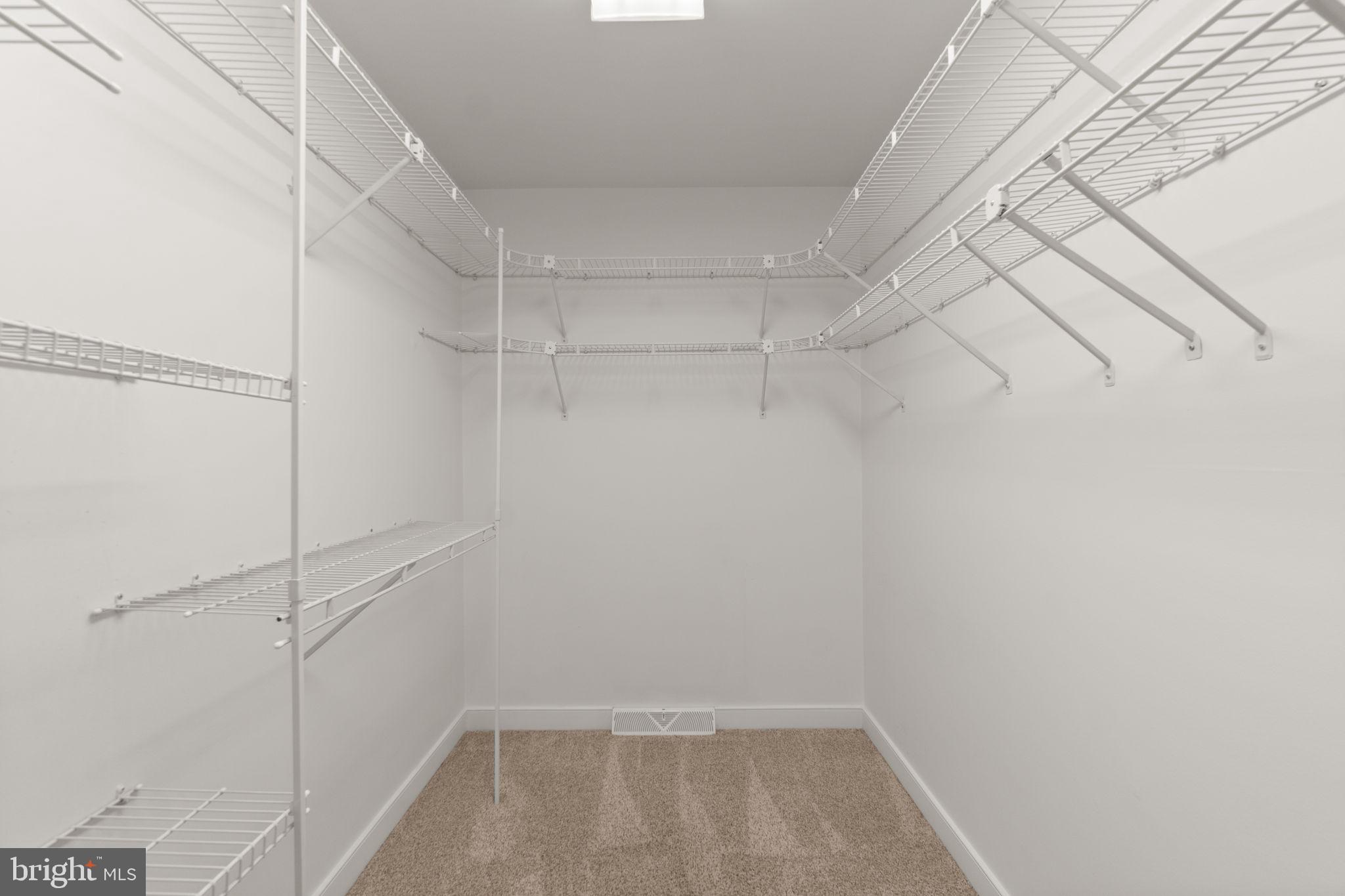 WOODSTOCK RIDGE ESTATES - Residential