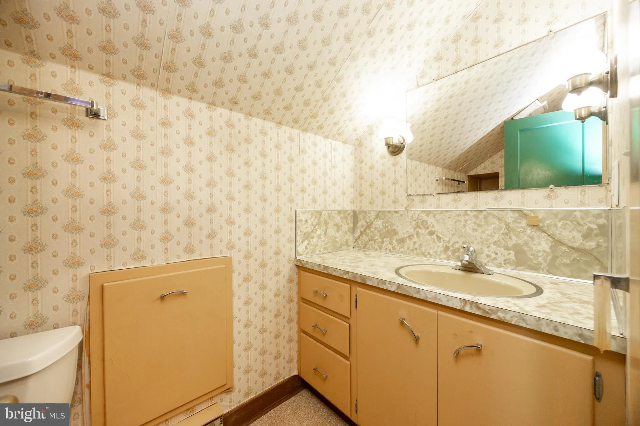 Souderton, Pennsylvania 18964, United States, 4 Bedrooms Bedrooms, ,2 BathroomsBathrooms,Residential,Coming Soon,149655