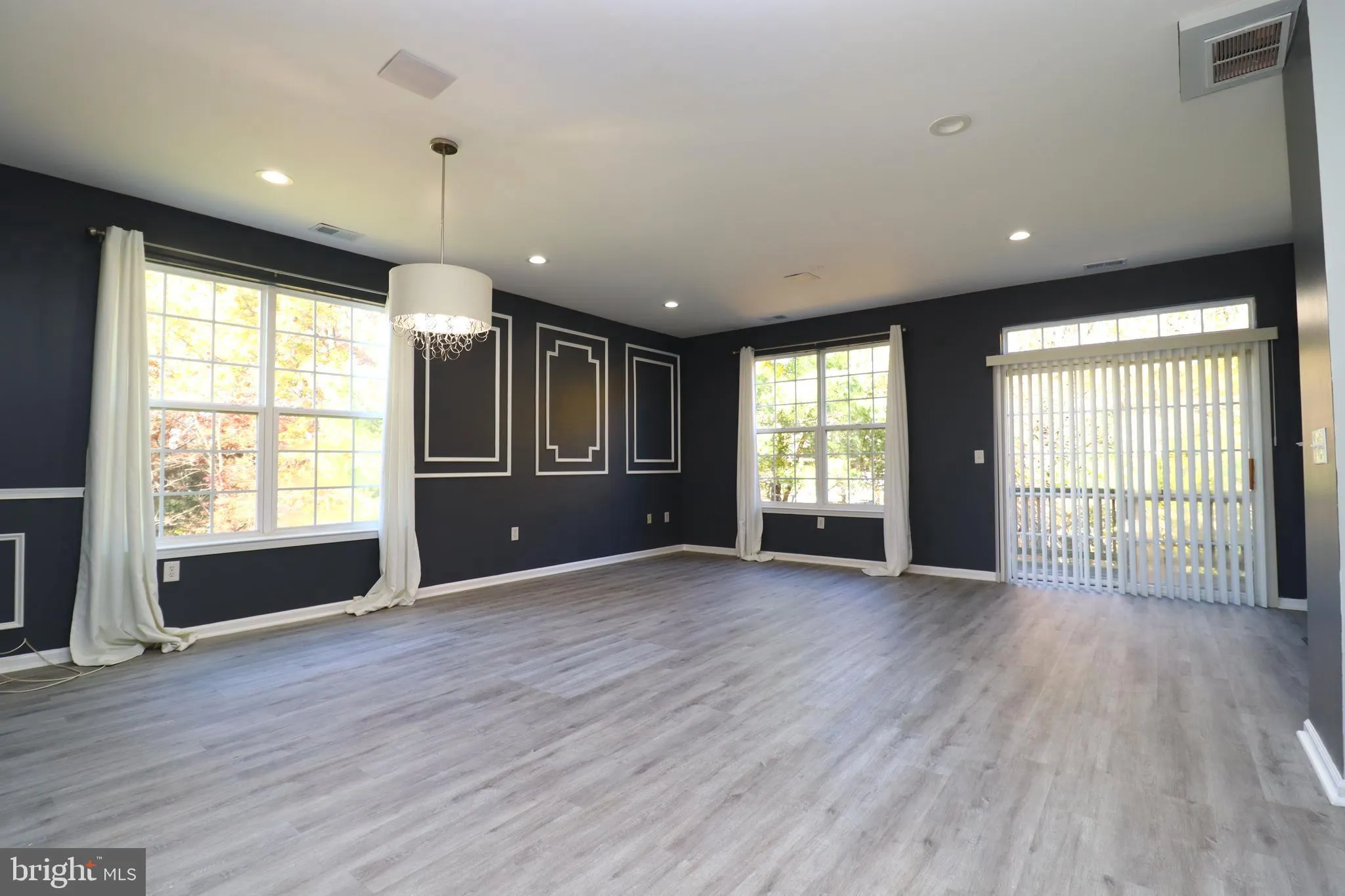 Williamstown, New Jersey 08094, United States, 3 Bedrooms Bedrooms, ,4 BathroomsBathrooms,Residential,Active,234176