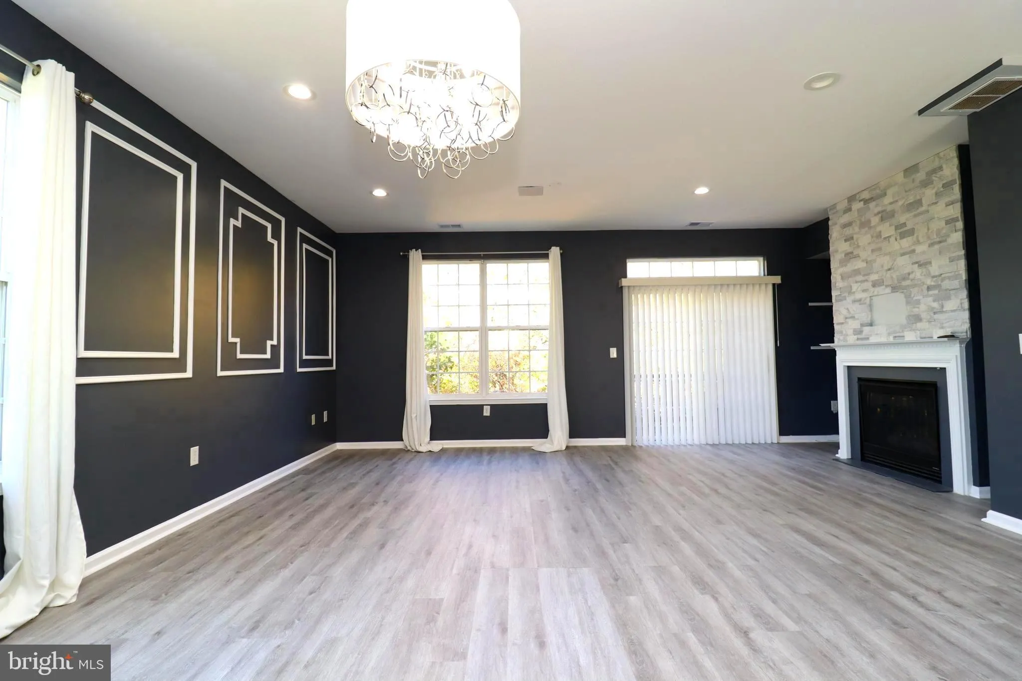 Williamstown, New Jersey 08094, United States, 3 Bedrooms Bedrooms, ,4 BathroomsBathrooms,Residential,Active,234176