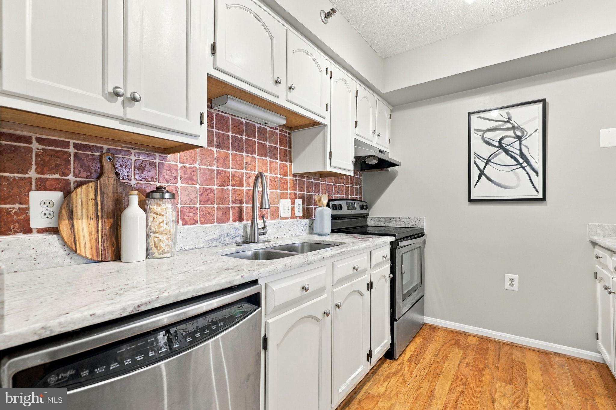 1301 N COURTHOUSE ROAD 1114