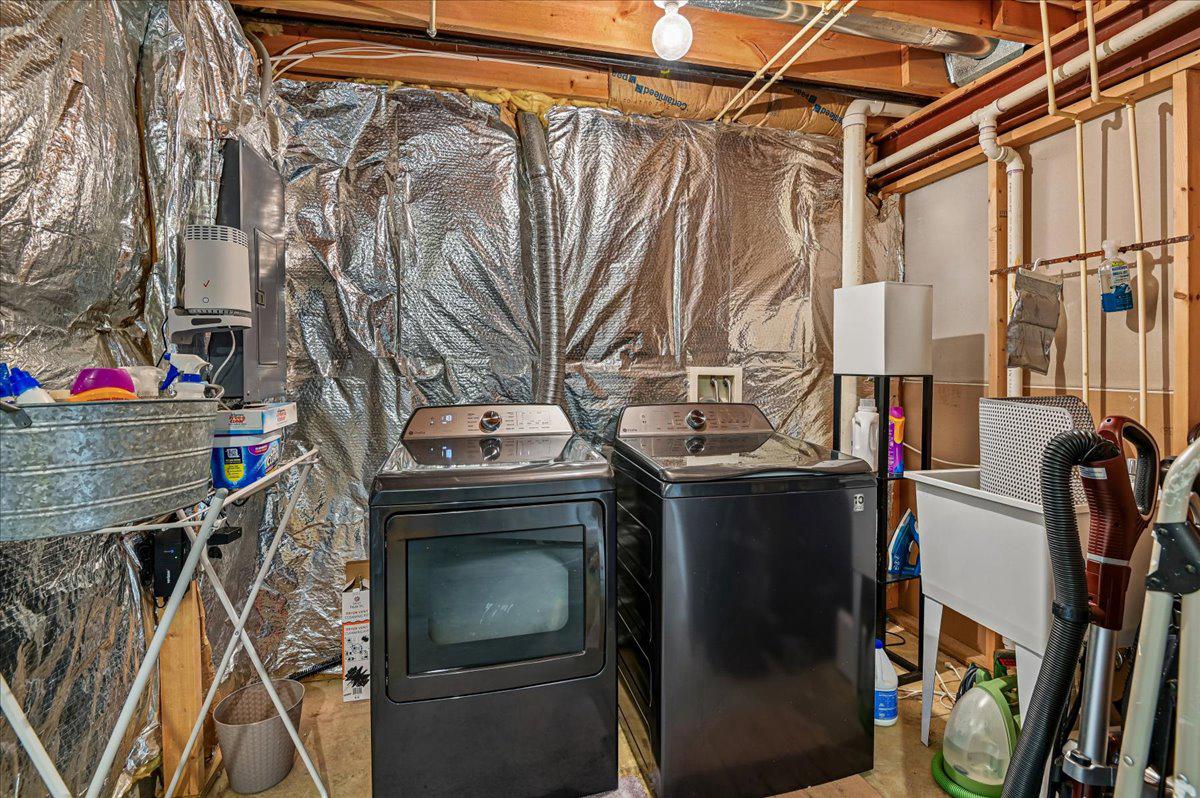 PINEY ORCHARD - Residential