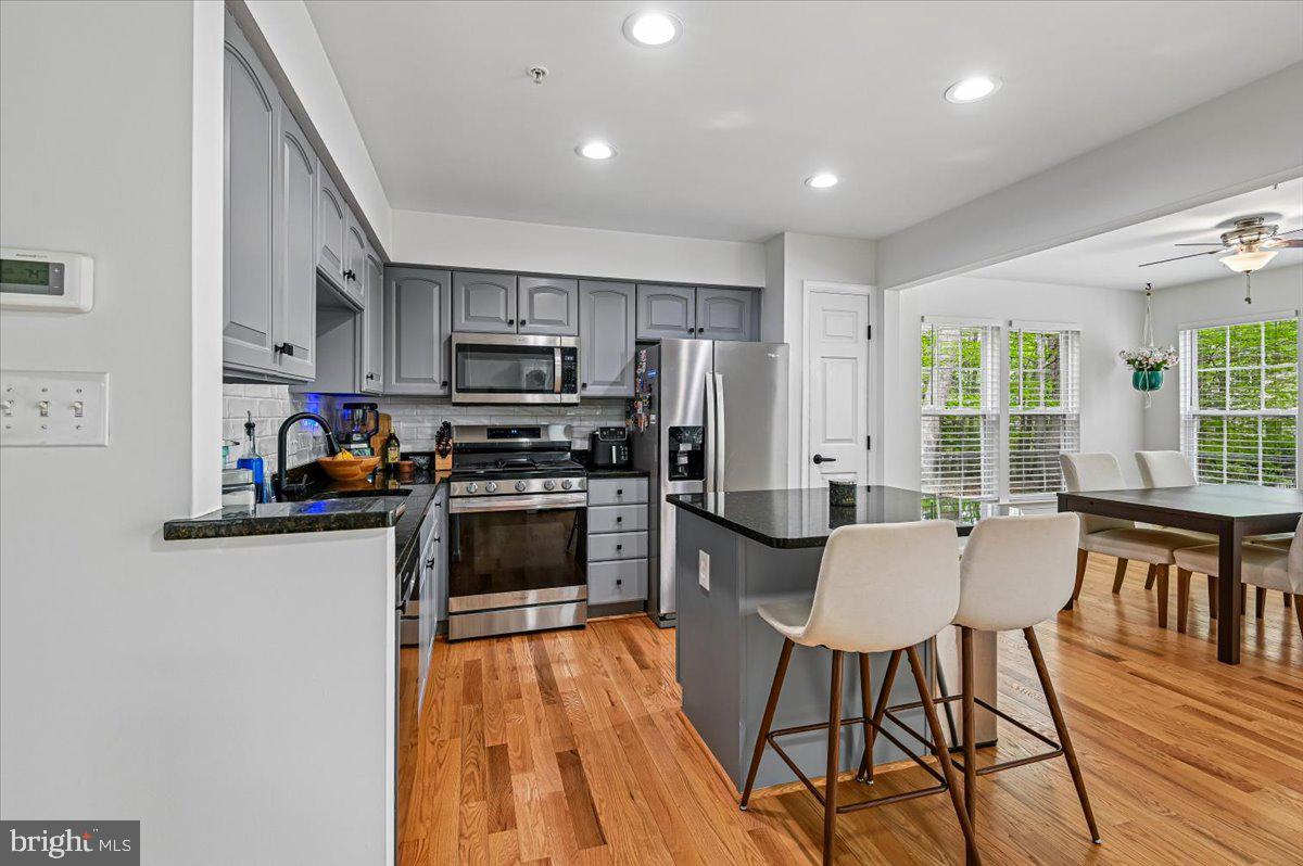 PINEY ORCHARD - Residential