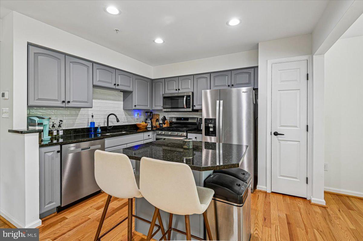 PINEY ORCHARD - Residential