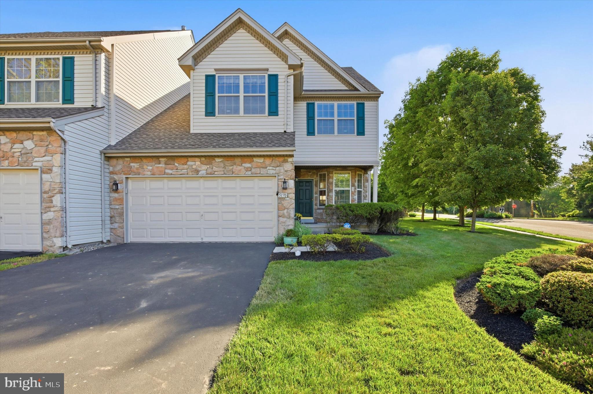 5170 BARNESS COURT