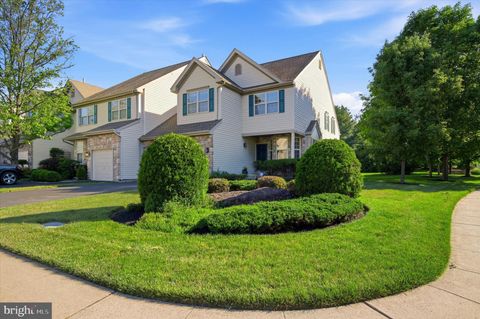 Townhouse For Sale - 5170 Barness Court<br/> Bucks County, DOYLESTOWN, PA 18902