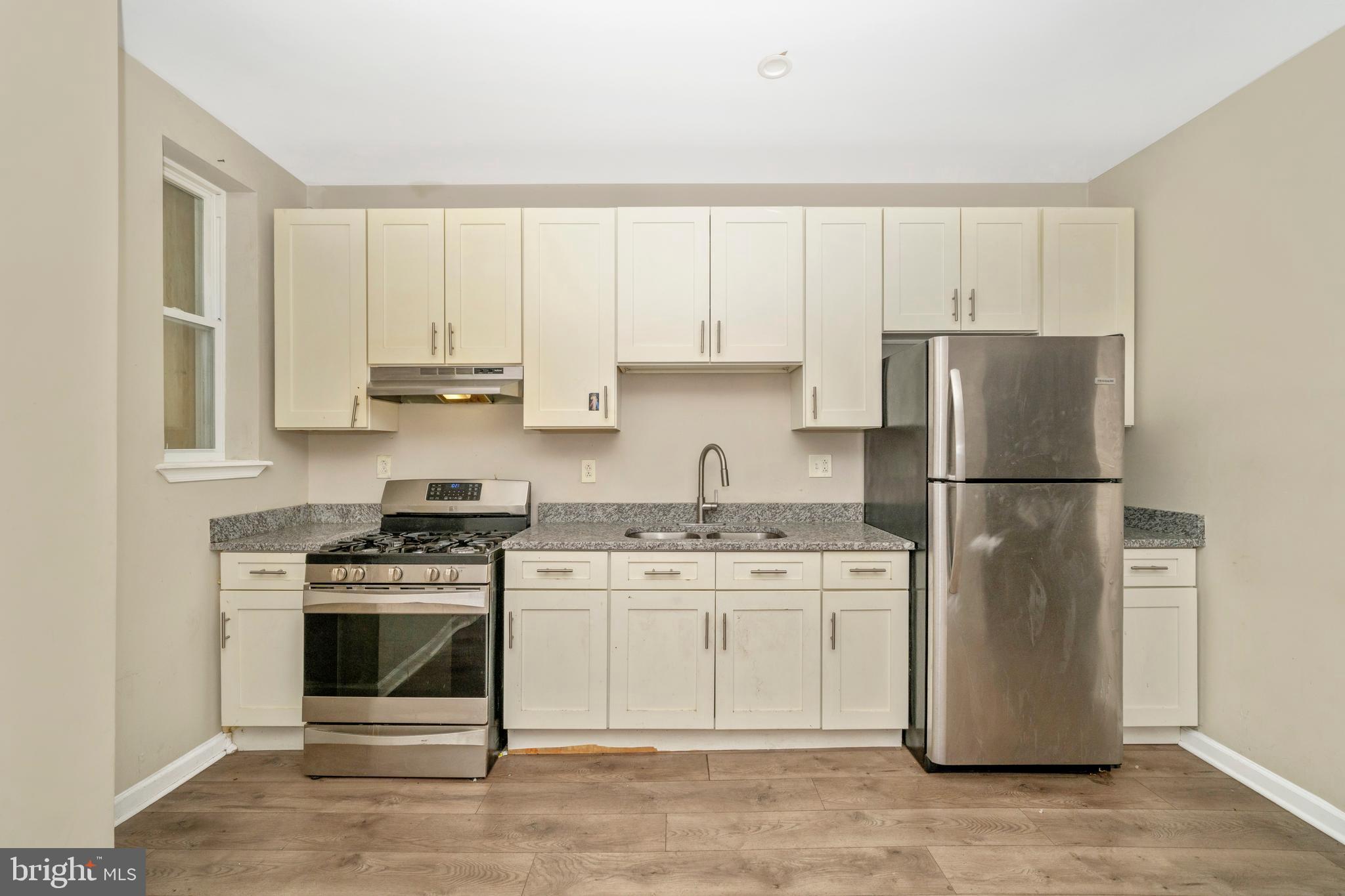 HARLEM PARK - Residential Income