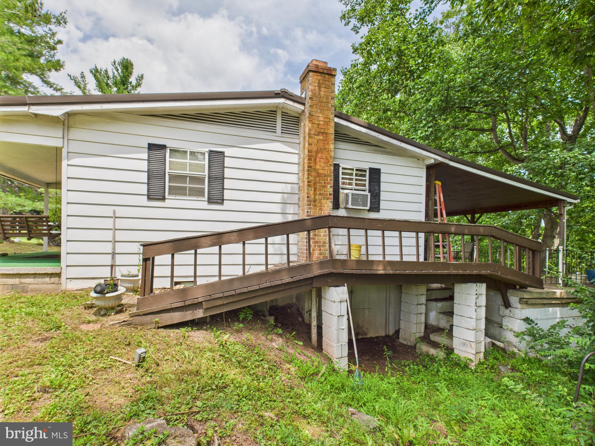 6739 MARTINSBURG ROAD