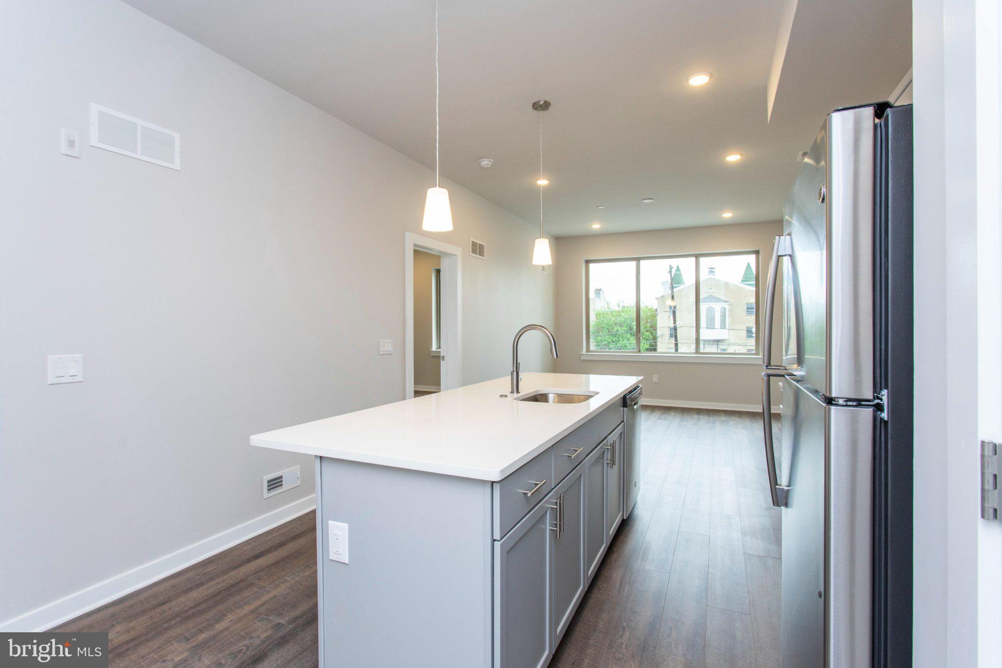 1227-29 N 7TH STREET UNIT 3E