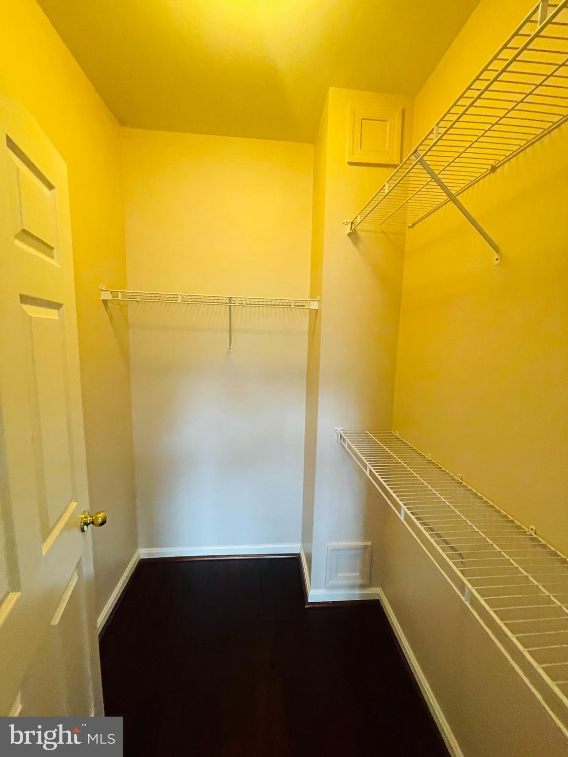 WESTBRIAR PLAZA - Residential Lease