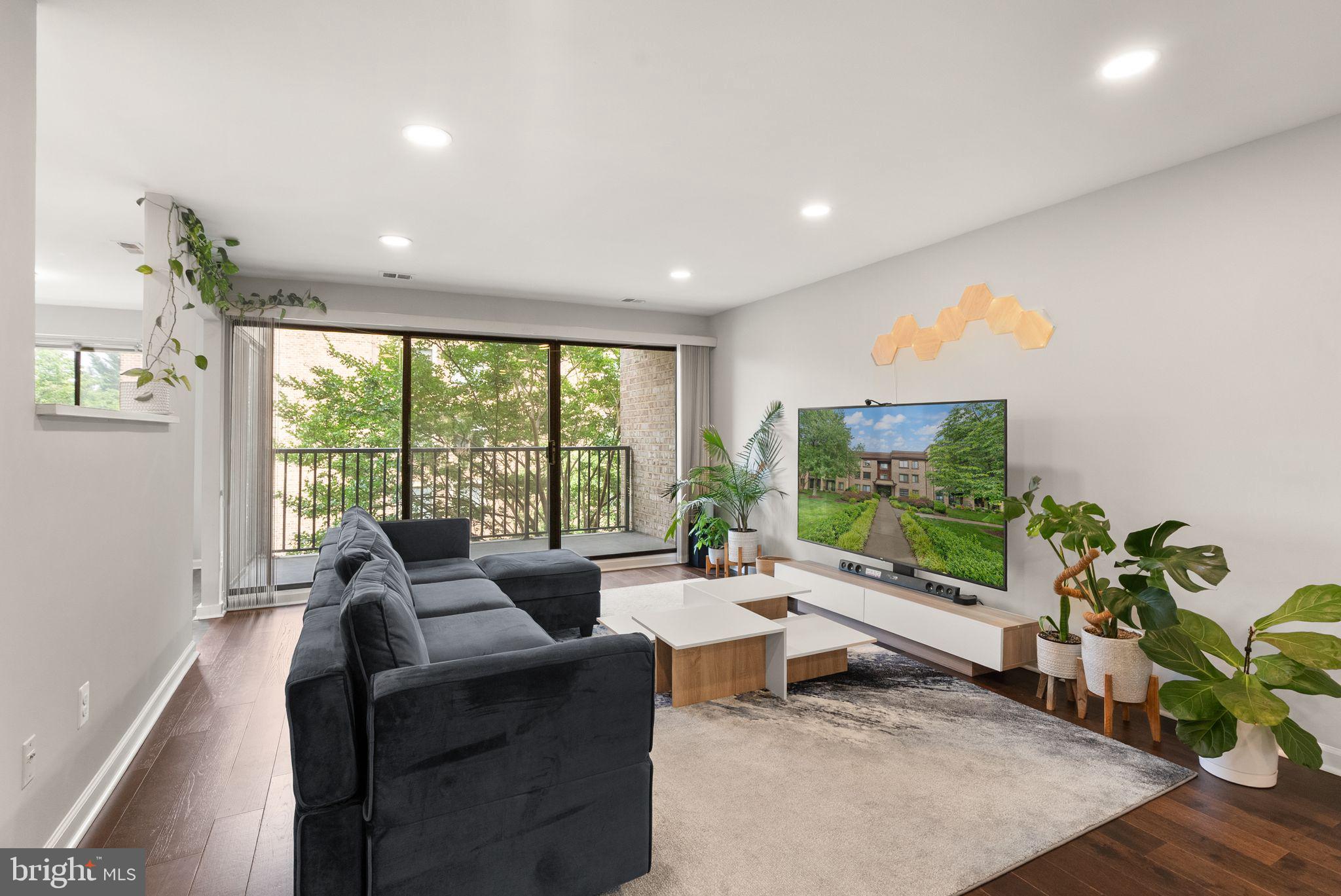 3031 BORGE STREET 205