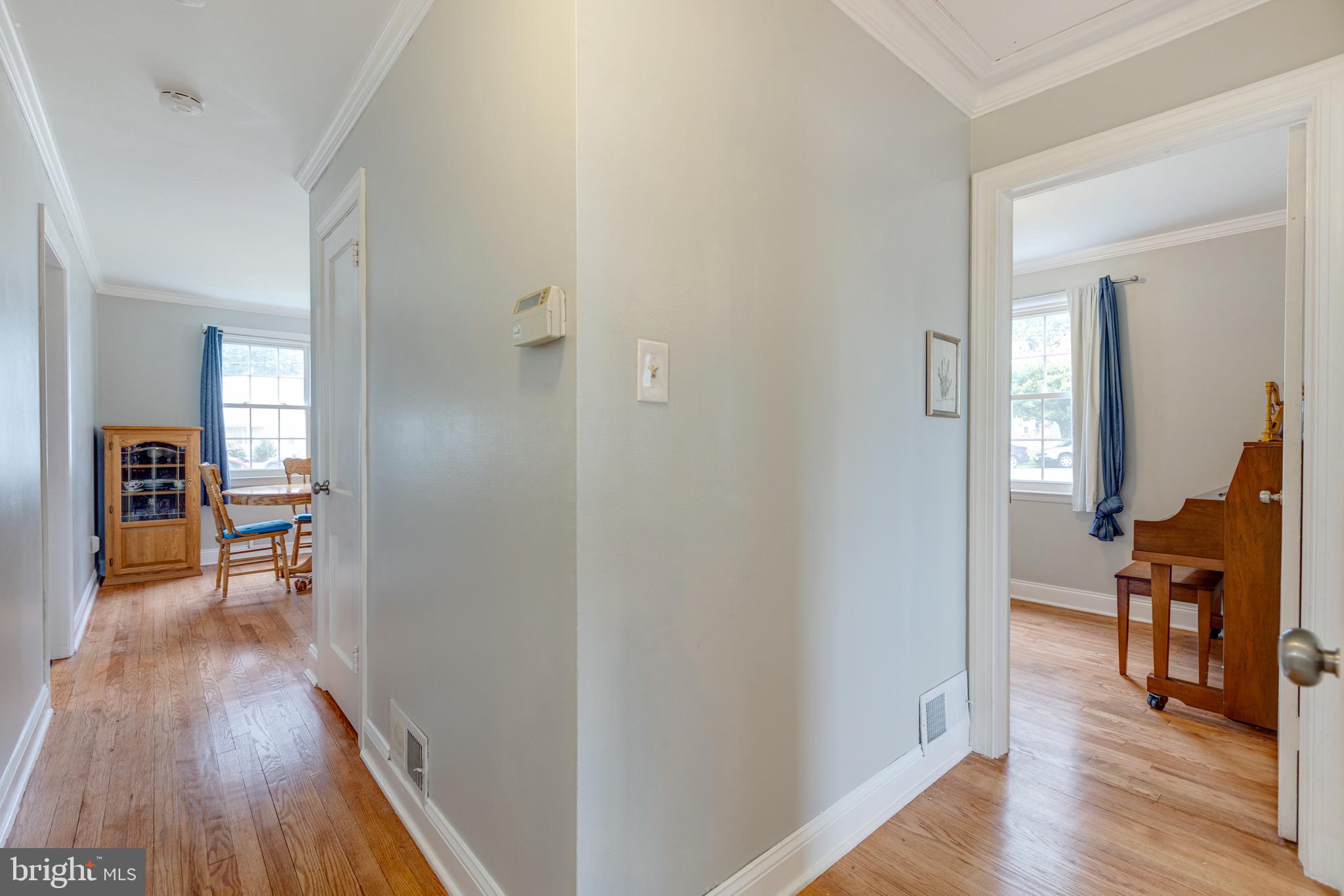 WEST LAWN - Residential